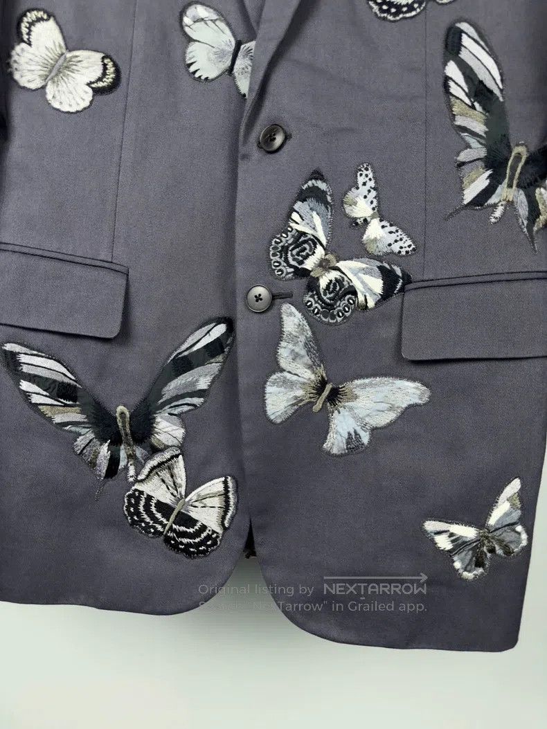 Valentino Valentino Haze-colored embroidered butterfly suit Size 46S - 3 Thumbnail