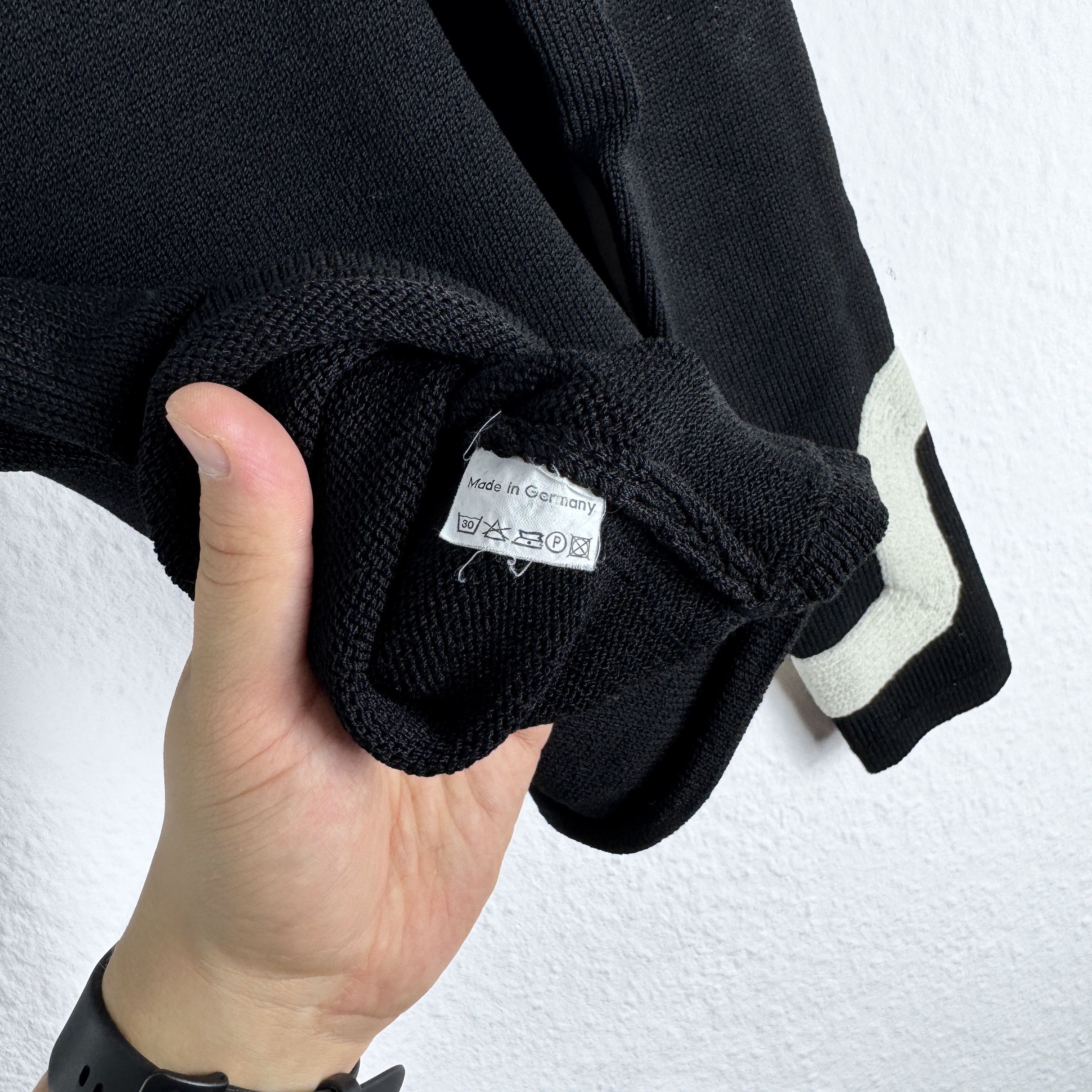 Designer Women`s CLAUDIA SKODA BERLIN RADICAL DESIGNER SWEATER SIZE M Size M / US 6-8 / IT 42-44 - 8 Thumbnail