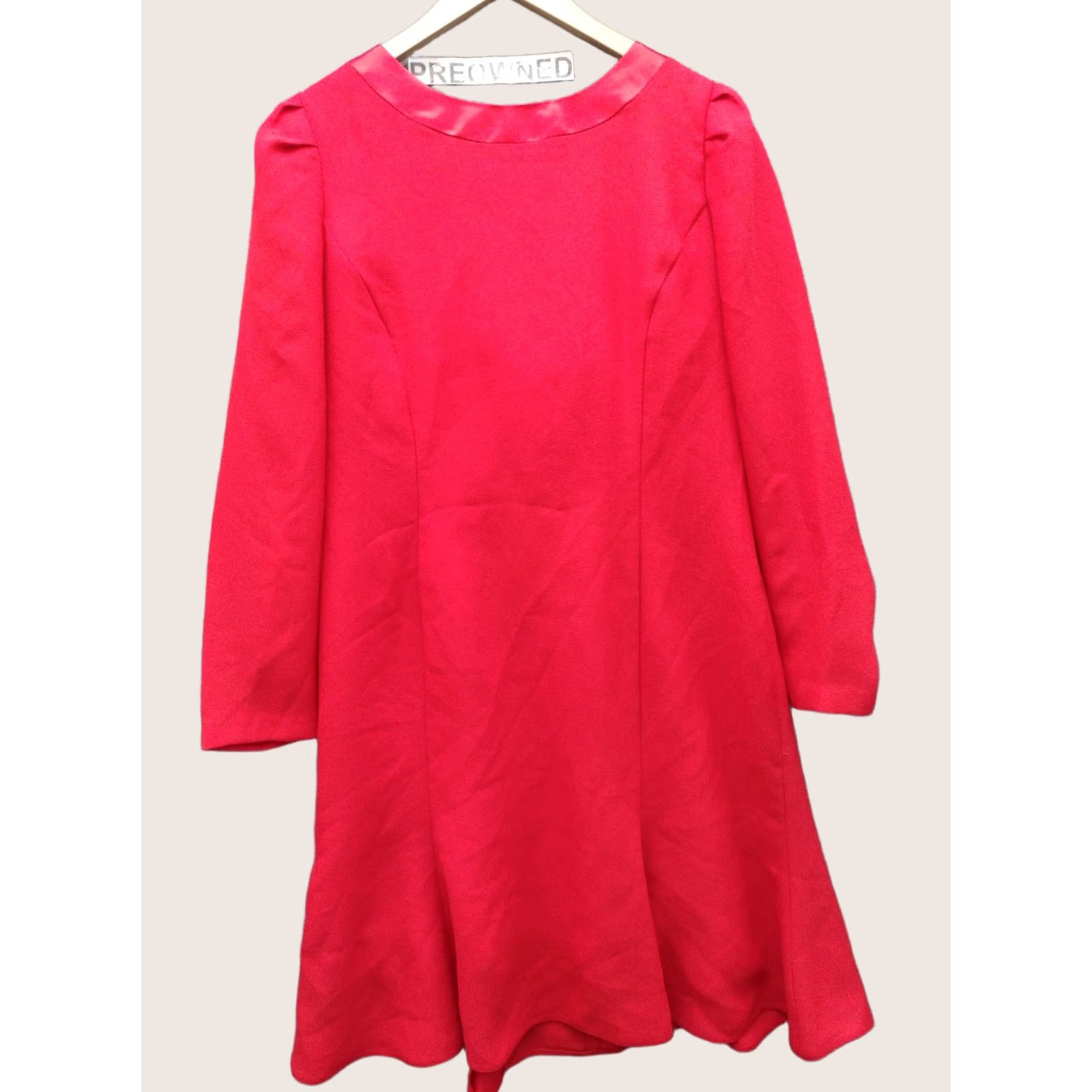 Bcbgmaxazria VINTAGE BCBGMAXAZRIA Dress Red Long Sleeve Zip Bow Back Knee Length M Womens Size M / US 6-8 / IT 42-44 - 1 Thumbnail