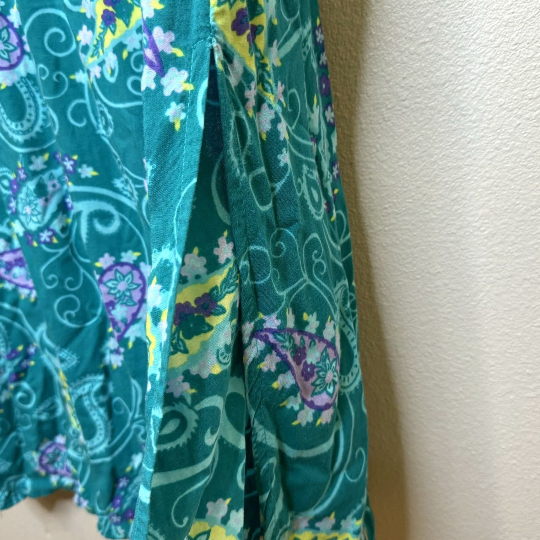 Diane von Furstenberg VINTAGE Diane von Furstenberg Maxi Dress M/L Green Paisley Rayon Bohemian Lounge Patio Short Sleeve Round Neck Pockets Tie Back Size M / US 6-8 / IT 42-44 - 5 Thumbnail