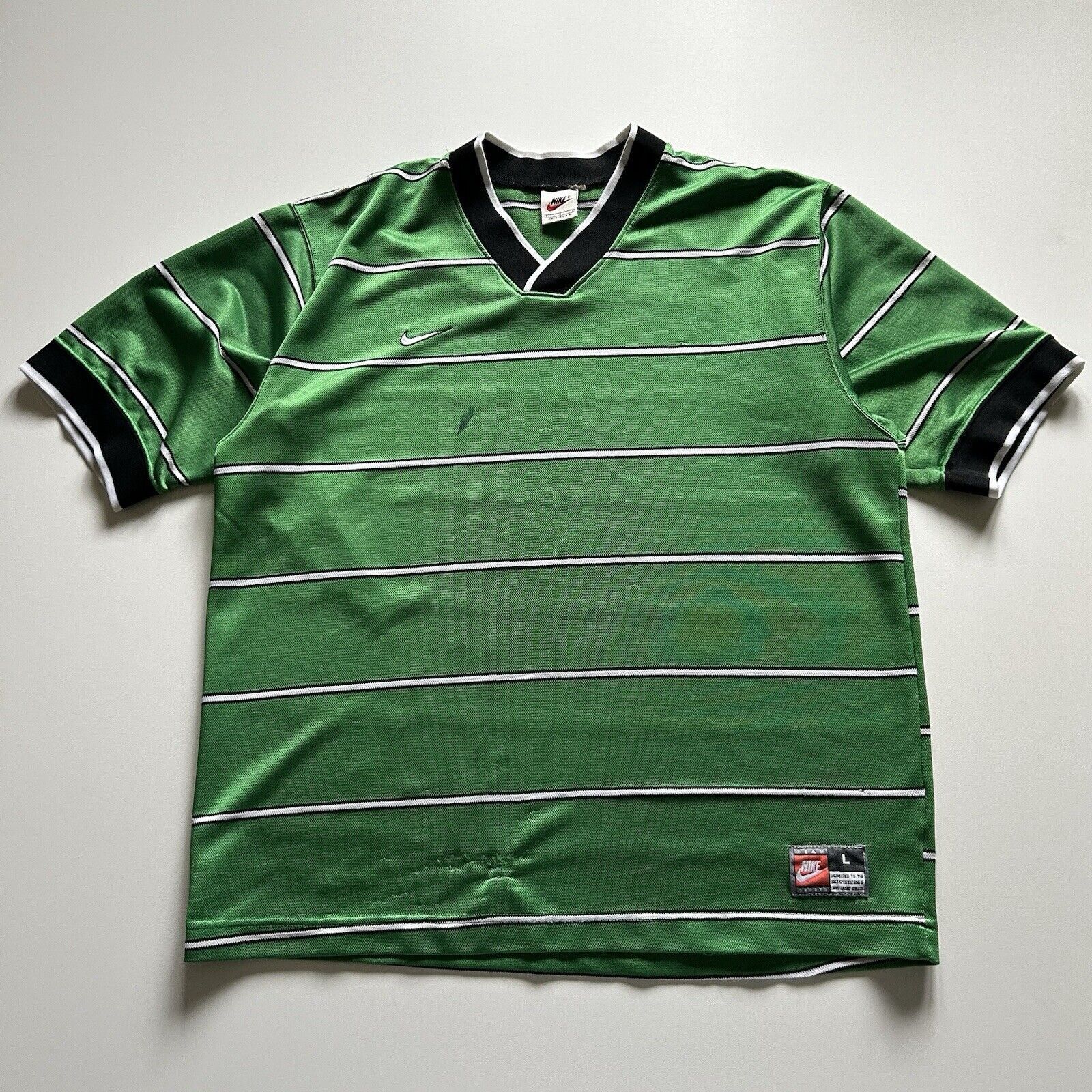 Nike Vintage 90s Nike Striped Mesh Jersey T Shirt Large Green Size US L / EU 52-54 / 3 - 1 Thumbnail