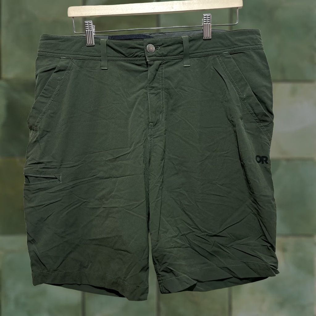 Outdoor Research Outdoor Research Cargo Shorts Men Size 36 Green Logo Stretch Cargo Pocket Casual Travel Hiking Outdoors Size US 36 / EU 52 - 1 Thumbnail