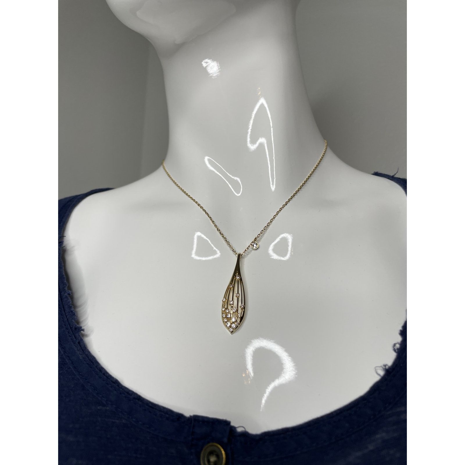 Swarovski Swarovski Stunning Olive Necklace Size ONE SIZE - 4 Thumbnail