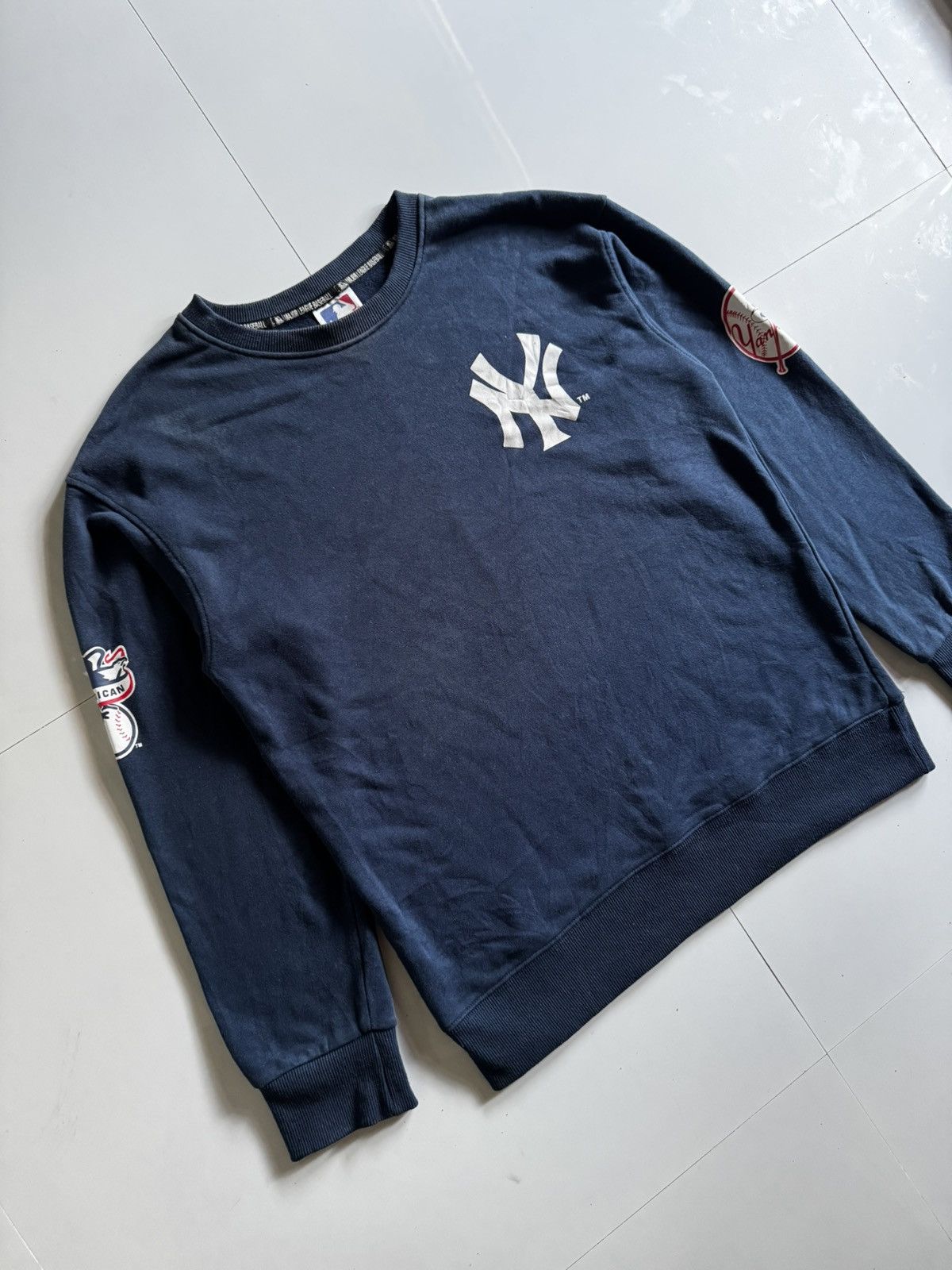 MLB MLB YANKEES NEW YORK Size US M / EU 48-50 / 2 - 5 Thumbnail
