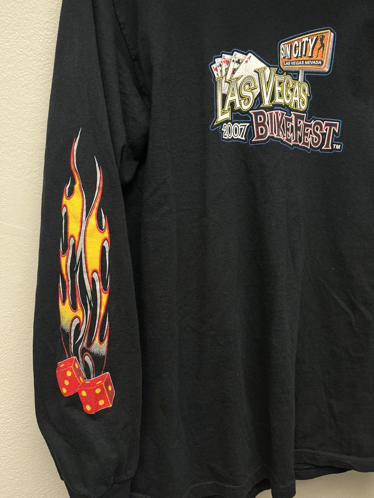 Harley Davidson Vintage 2007 Las Vegas Bike Fest Flame Dice Longsleeve Size US M / EU 48-50 / 2 - 2 Thumbnail