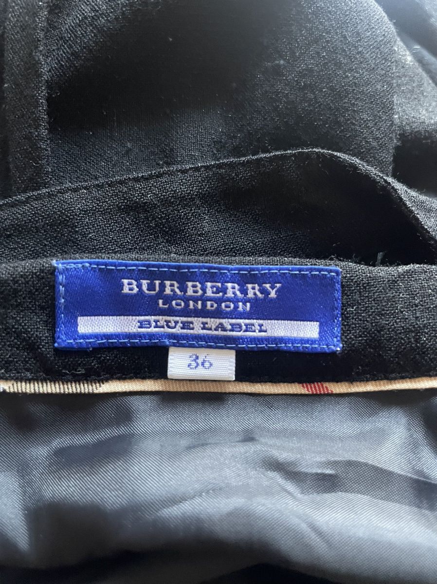 Burberry Burberry Black Mini Skirt Size 25" / US 0 / IT 36 - 3 Thumbnail