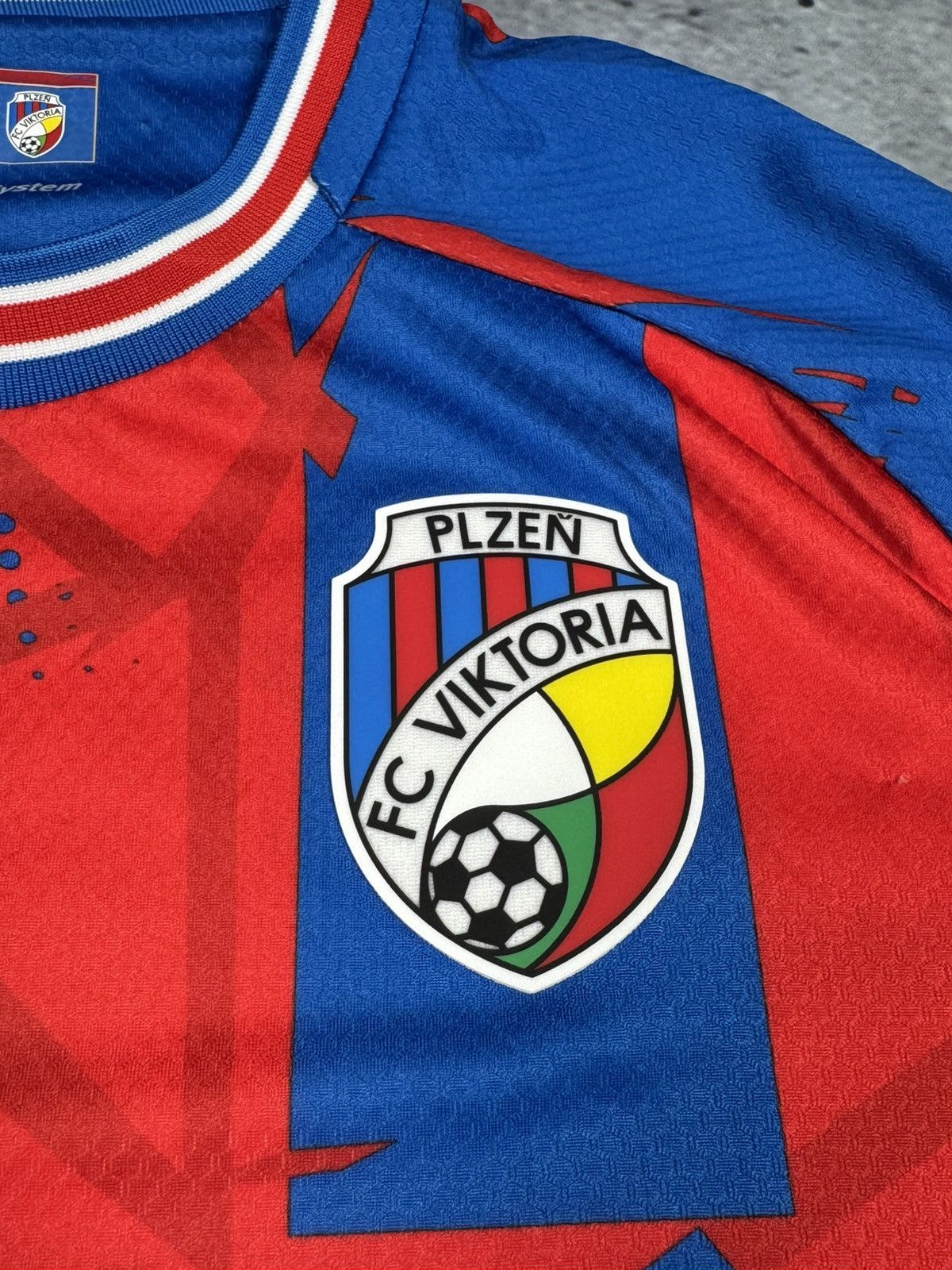Macron Viktoria Plzen Macron 2024-2025 Football Jersey Size US L / EU 52-54 / 3 - 6 Thumbnail