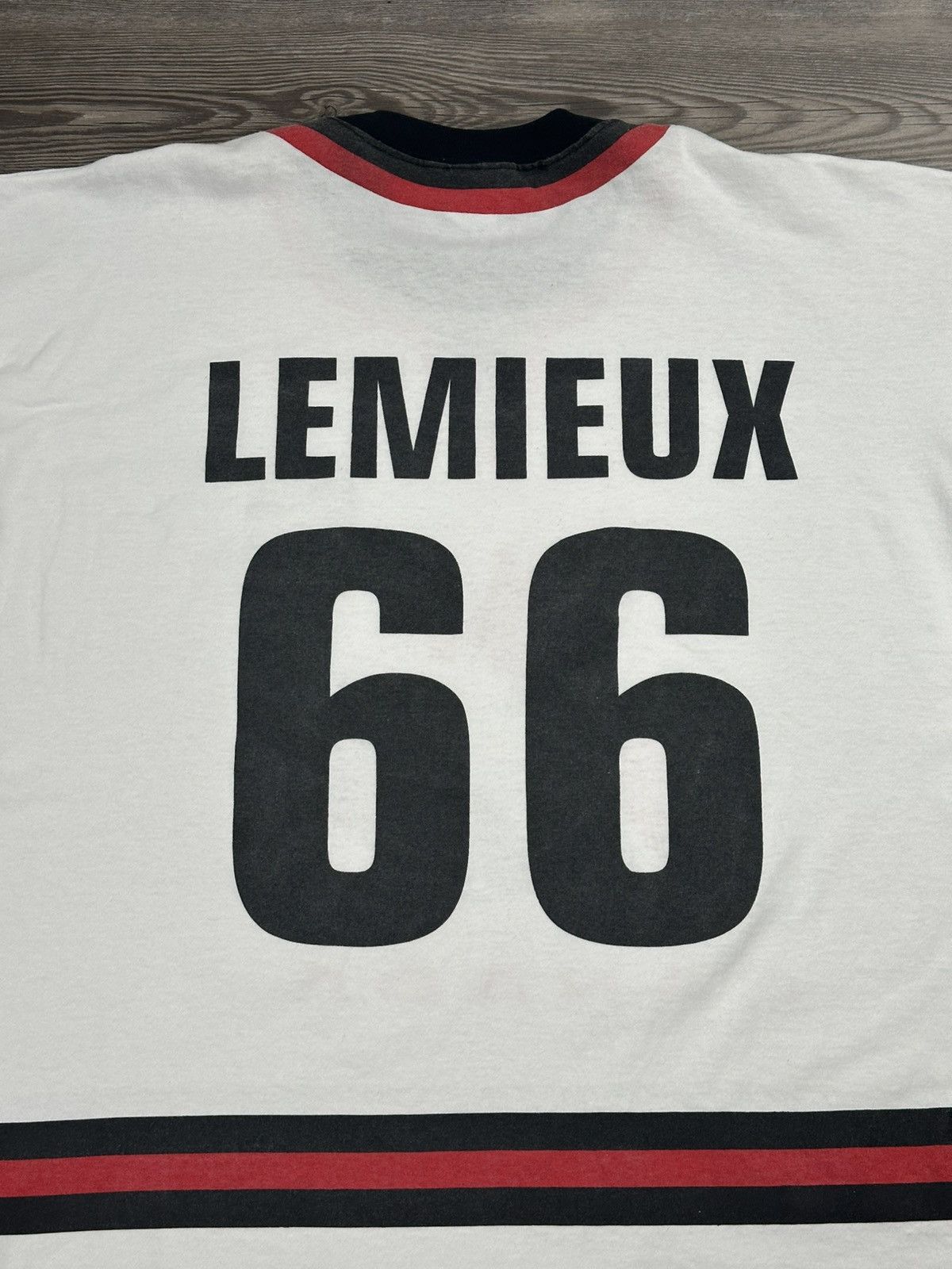 Vintage Vintage 90’s Team Canada Mario Lemieux Jersey T Shirt Size US XL / EU 56 / 4 - 5 Thumbnail