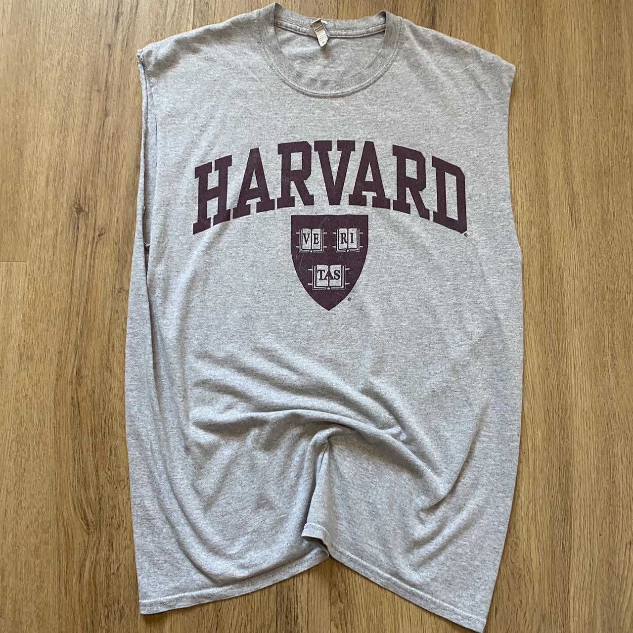 Gildan Harvard University grey and burgundy sleeveless tee Size US M / EU 48-50 / 2 - 1 Thumbnail