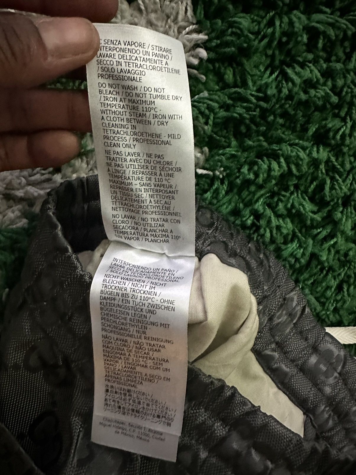 Gucci Gucci Reflective Monogram Track Pants Size US 32 / EU 48 - 6 Thumbnail