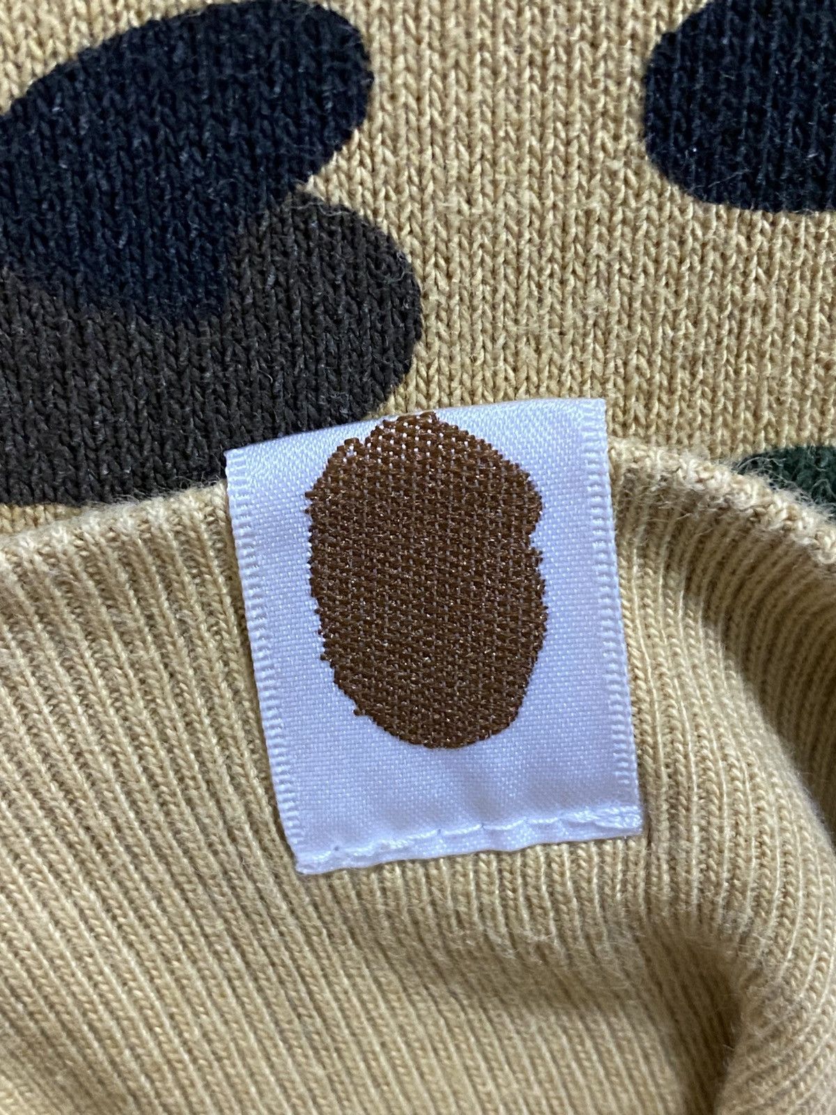 Bape 1st Camo Crewneck Size US M / EU 48-50 / 2 - 7 Thumbnail
