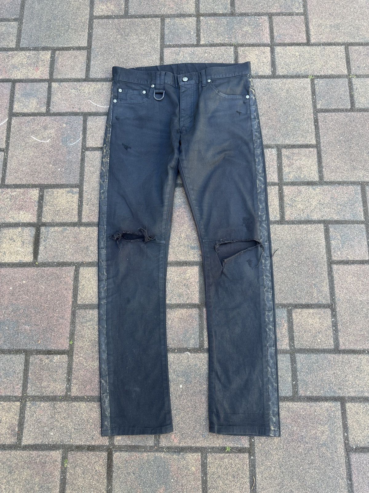 パンツ hiromu takahara destroyed black denimY2K Roen Hiromu Takahara Roen X Bobson Destroyed Denim Pants | Grailed