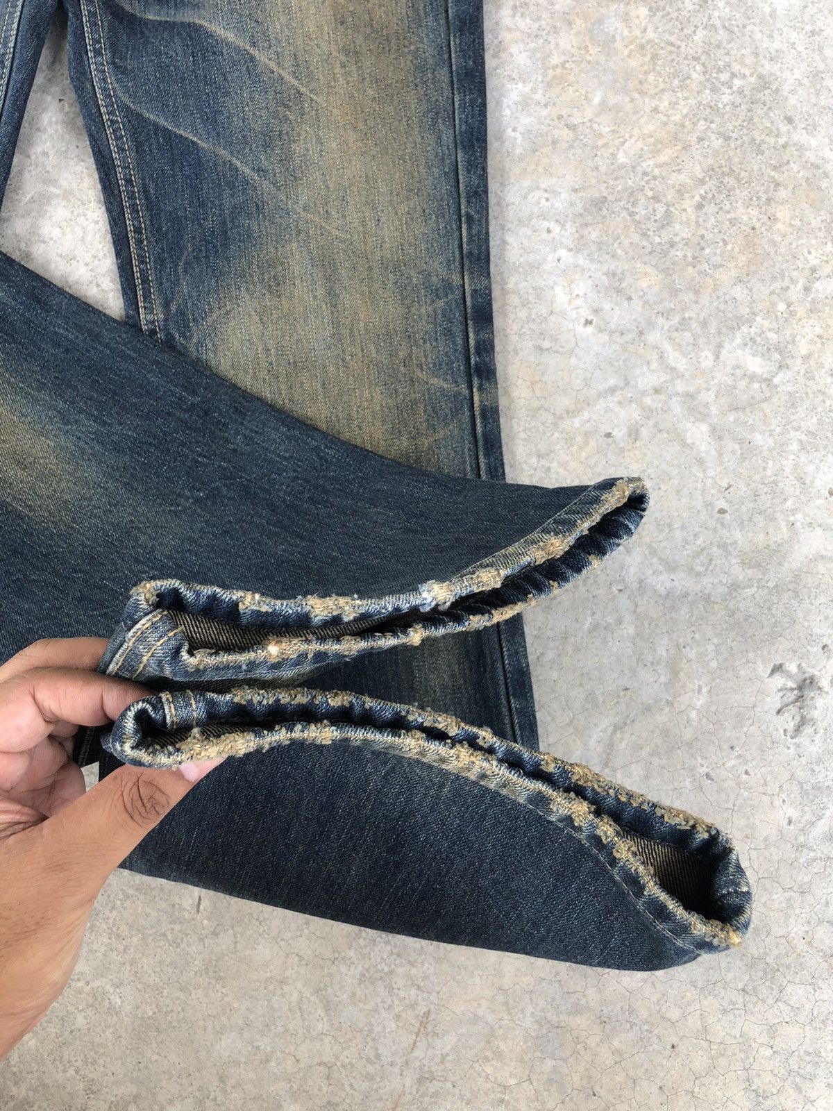 Japanese Brand Japanese Example Flared Jeans Distressed Jeans Mud Wash Size US 32 / EU 48 - 13 Thumbnail