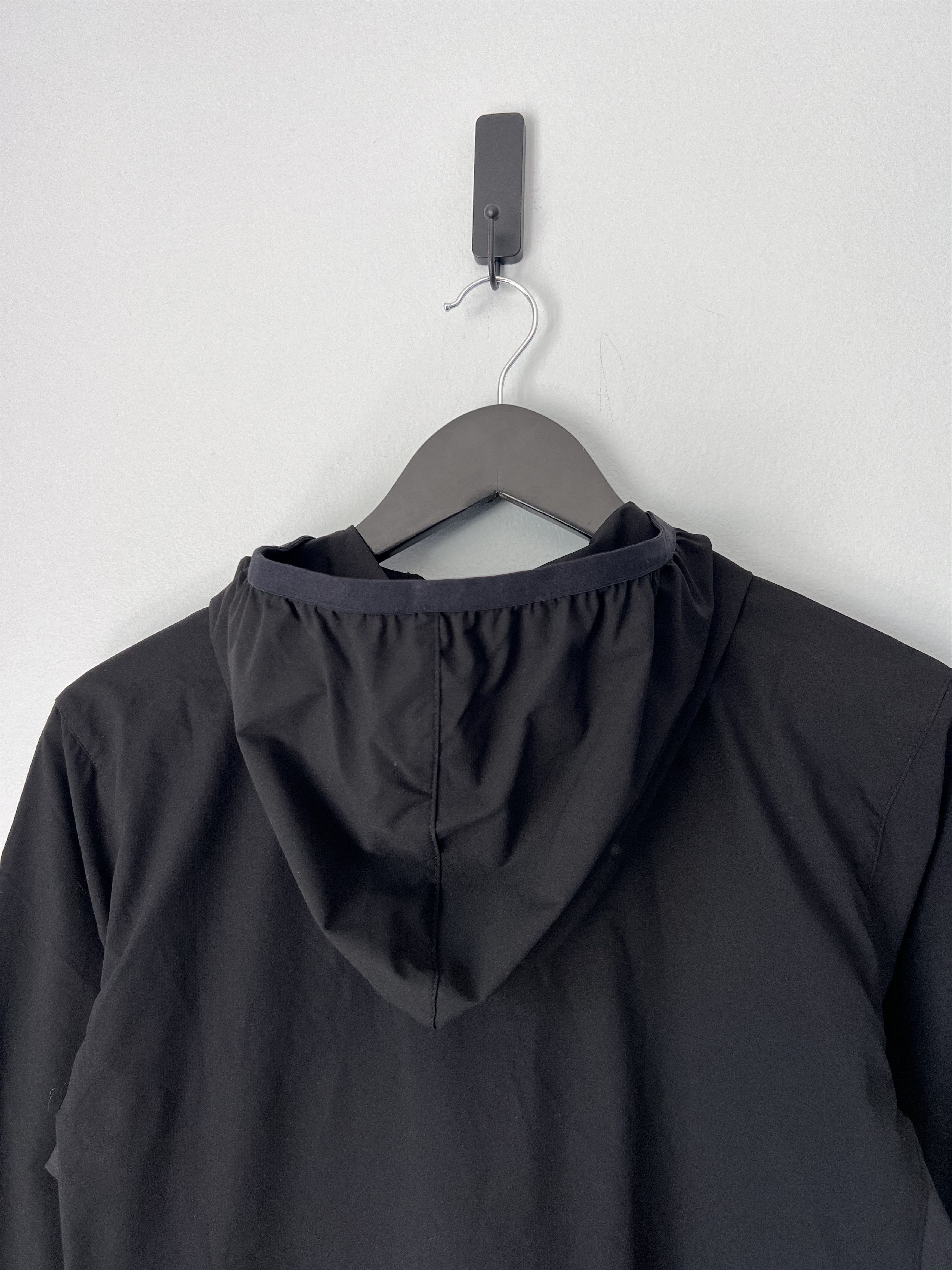 Ostrya Ostrya Skarn Windbreaker Jacket in Black Size US M / EU 48-50 / 2 - 5 Thumbnail