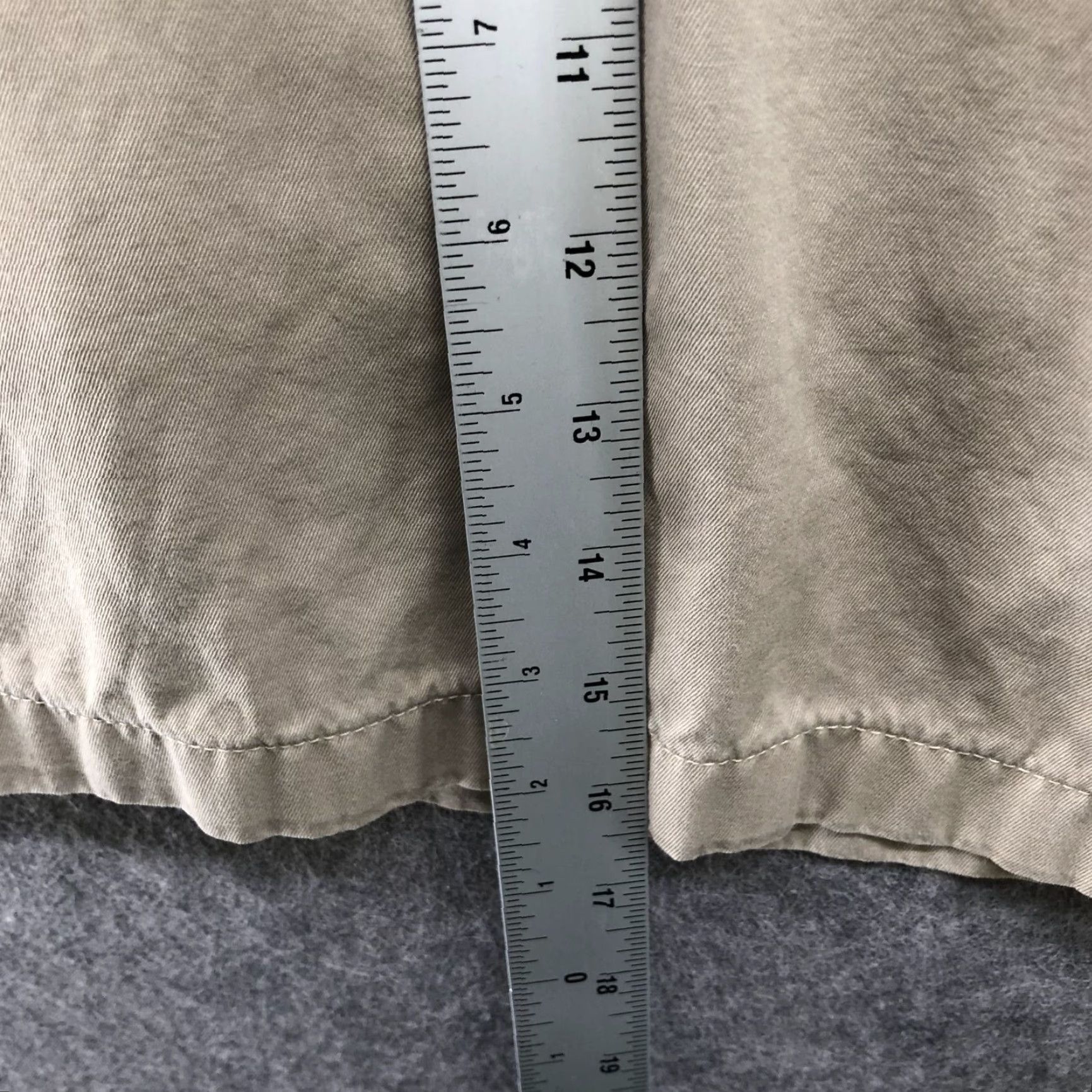 Lands' End Lands' End Mini Skirt Womens 4P Khaki Beige Pleated Preppy Casual Twill Cotton Button Short Skirt Petites Womens 4P Preppy Modern Classiccore Size 27" / US 4 / IT 40 - 5 Thumbnail