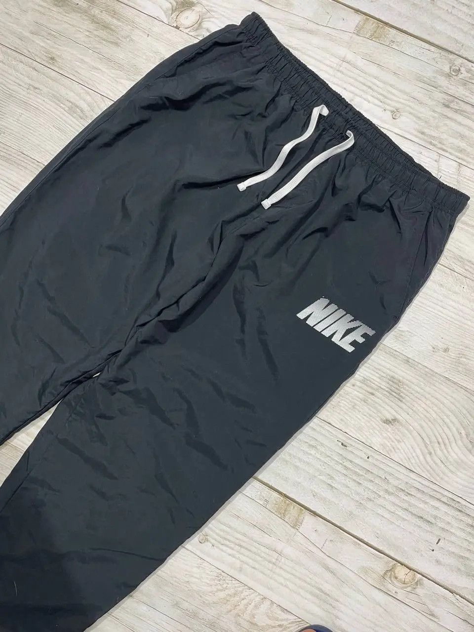 Nike Vintage Nike Track Pants 00s Big Logo Nylon Y2K Size US 38 / EU 54 - 4 Thumbnail