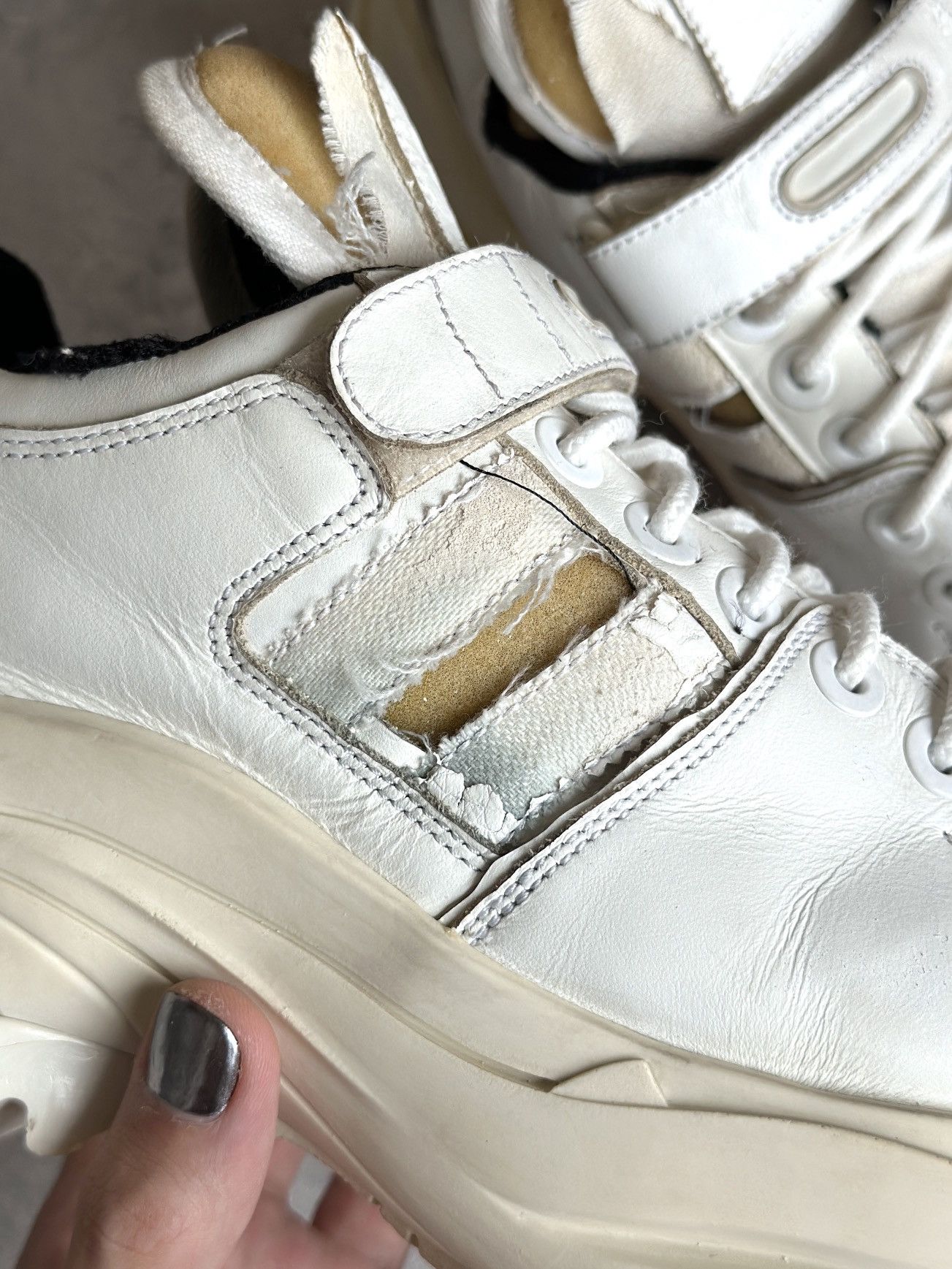 Maison Margiela FW18 RETRO FIT FUTURE LOW TOP Size US 7 / EU 40 - 13 Thumbnail