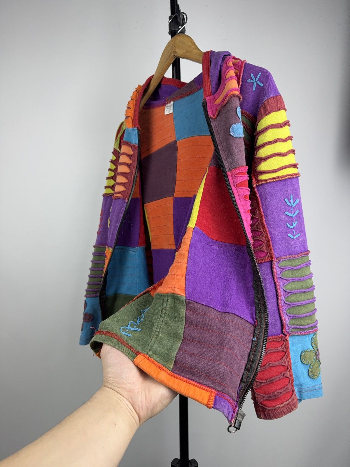 Japanese Brand Retro Nepal Patchwork Hoodie Hippie Boho Distressed Jacket Size S / US 4 / IT 40 - 9 Thumbnail