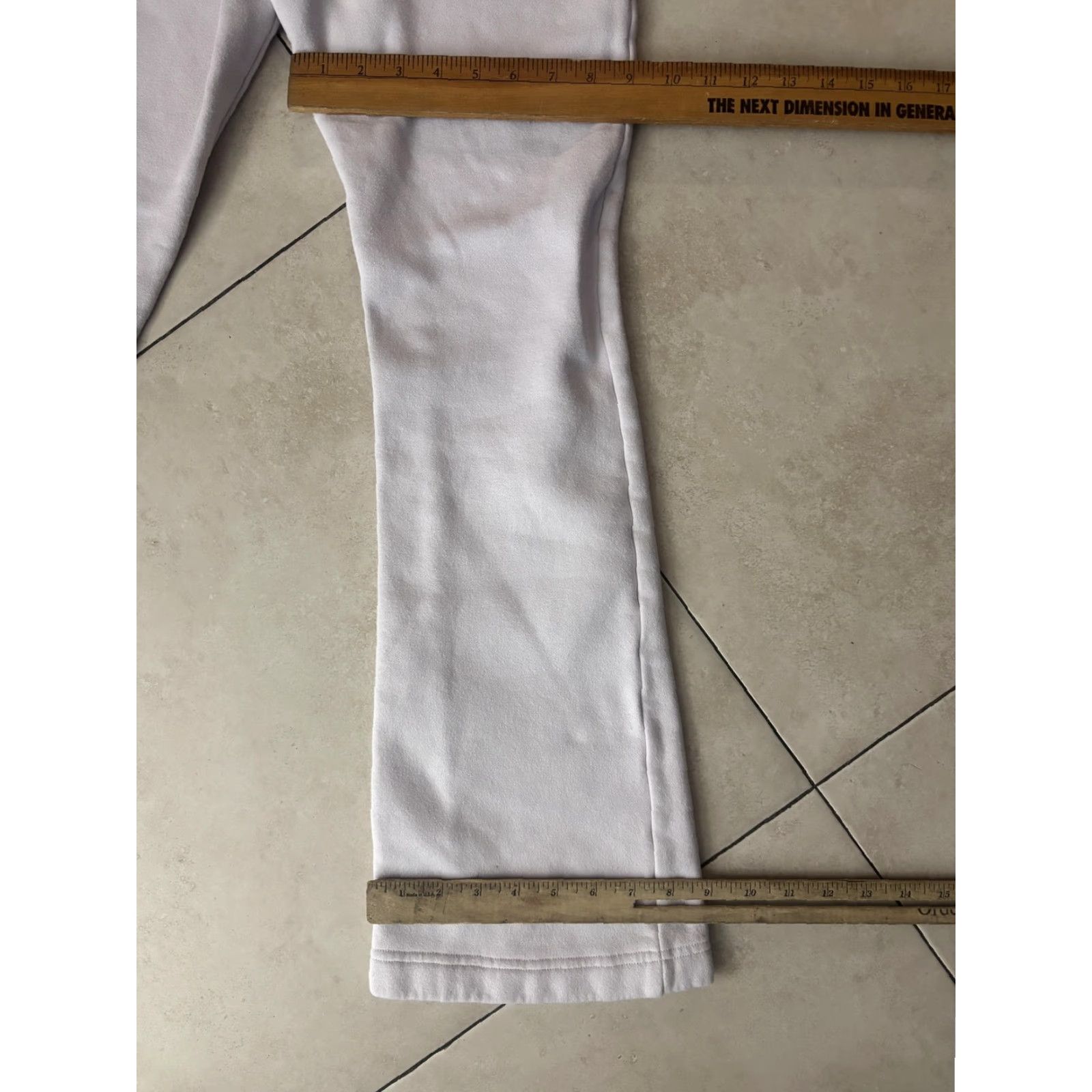 TNA Tna Sweatpants Womens XS White Straight Leg Elastic Waist Pockets Lounge Fleece Size 42" / US 20 - 8 Thumbnail