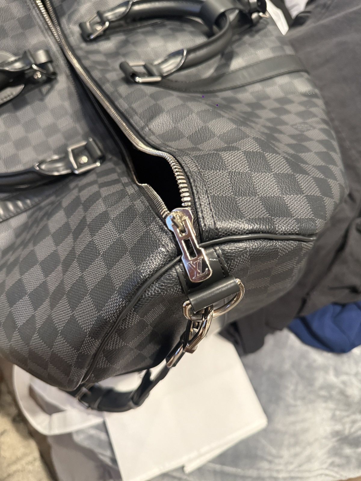 Louis Vuitton Louis Vuitton Keepall Bandoulière duffle bag Size 46 - 12 Thumbnail