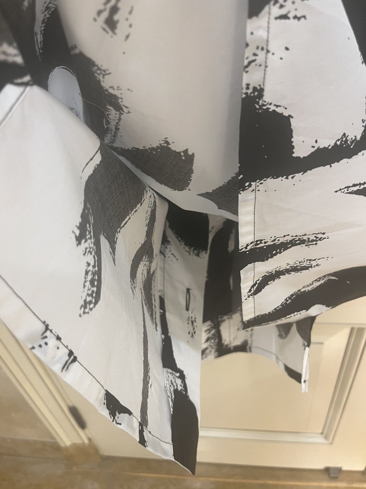 Alexander McQueen logo Graffiti print bowling shirt size 15++ Size US M / EU 48-50 / 2 - 16 Thumbnail