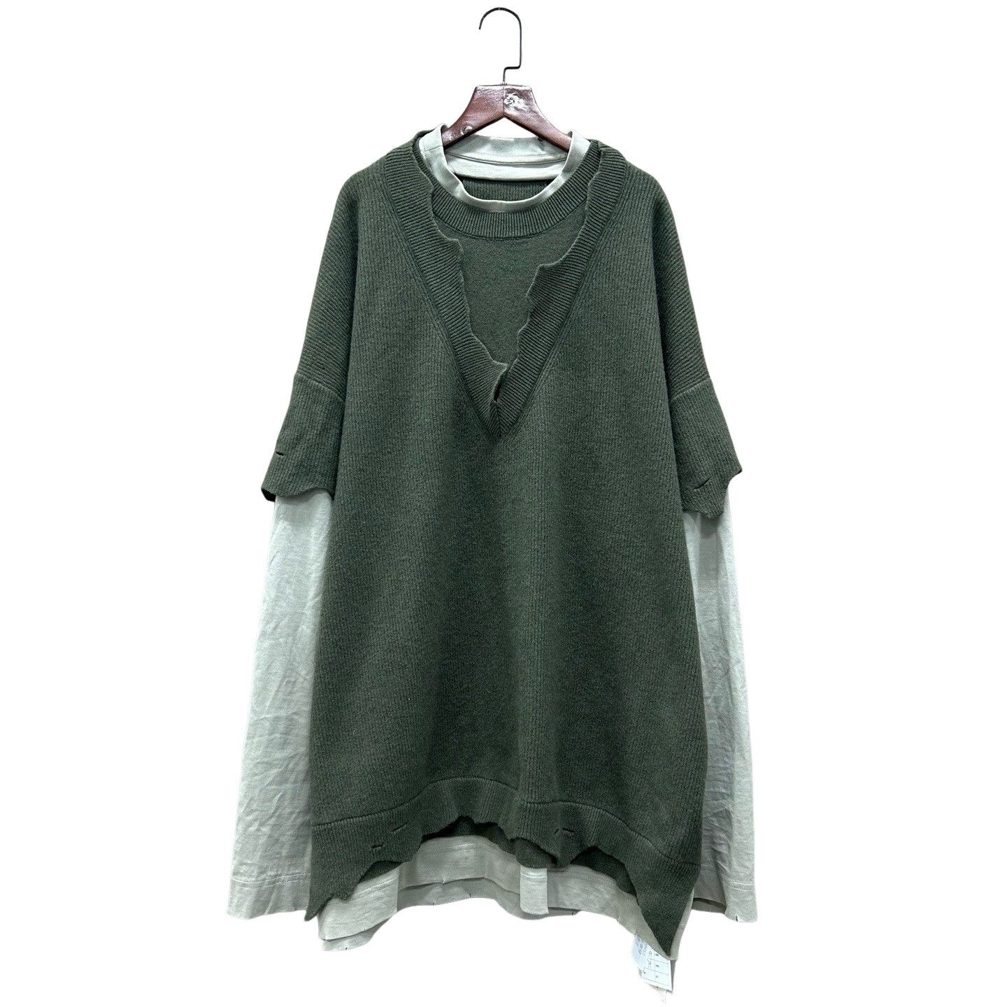 Givenchy Givenchy Distressed Layered Sweater Size M Size US M / EU 48-50 / 2 - 1 Thumbnail