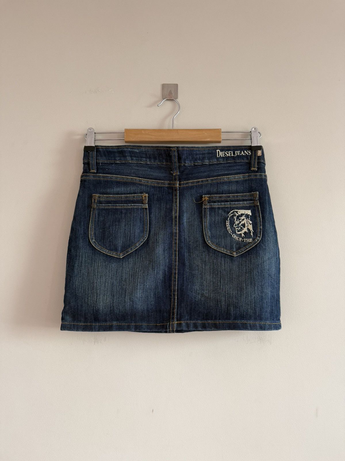 Diesel Vintage Diesel Denim Mini Skirt Y2K Low Rise Size 28" / US 6 / IT 42 - 1 Thumbnail