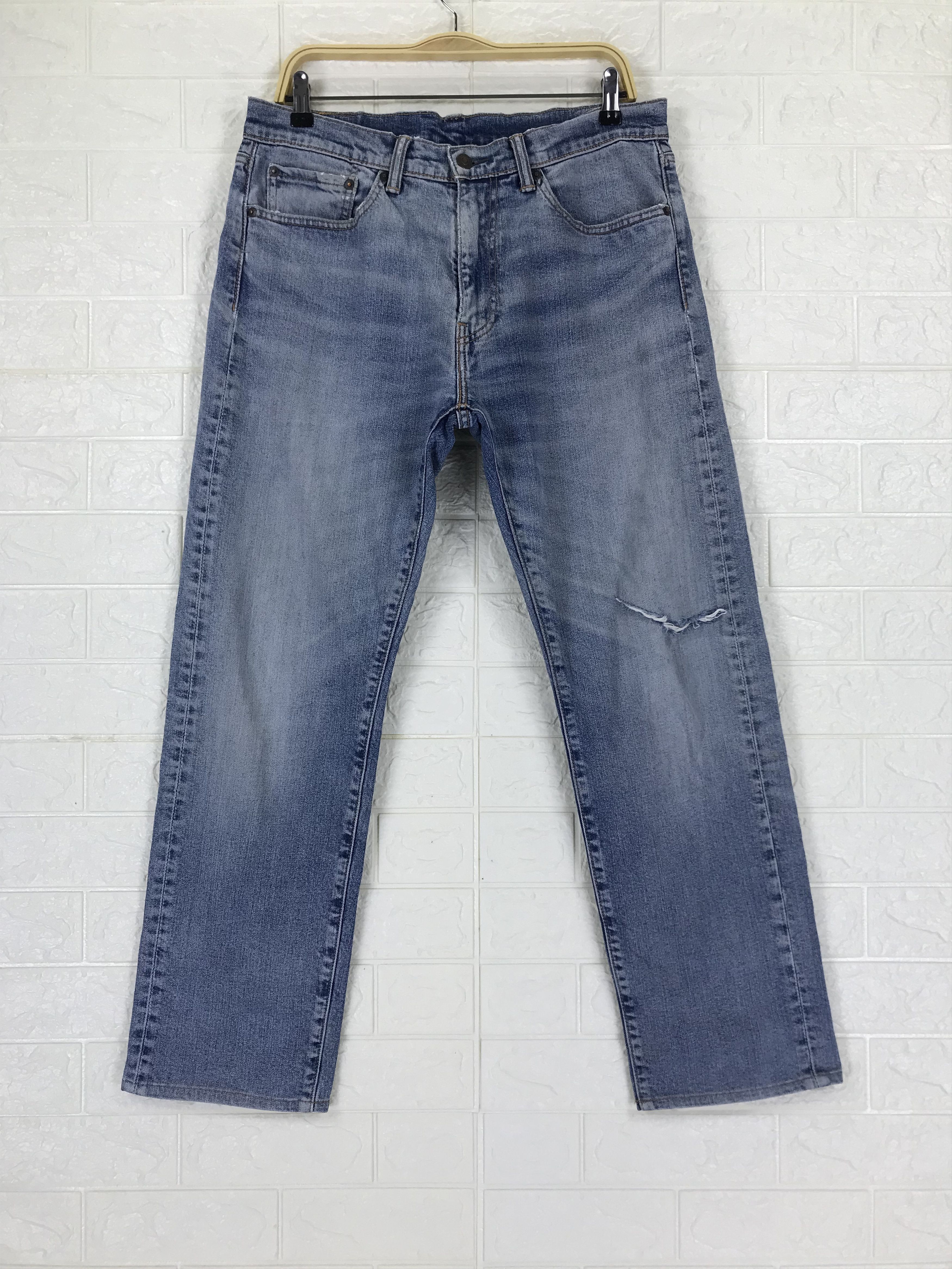 Vintage Levi's 505 Faded Blue Jeans Distressed Denim