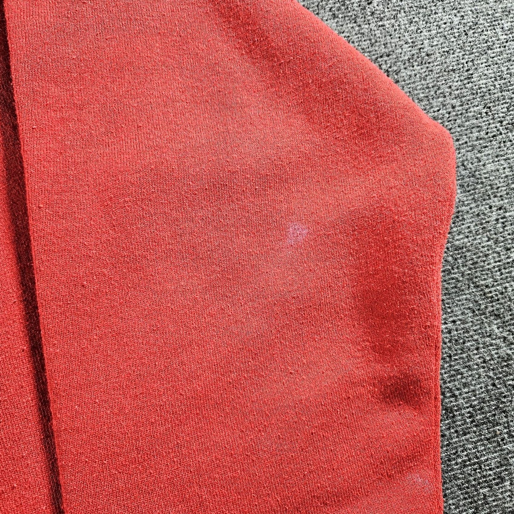 Fruit Of The Loom VINTAGE Fruit Of The Loom Sweatshirt Mens XL Red Archie Goodwin Book Quote 90s Size US XL / EU 56 / 4 - 3 Thumbnail