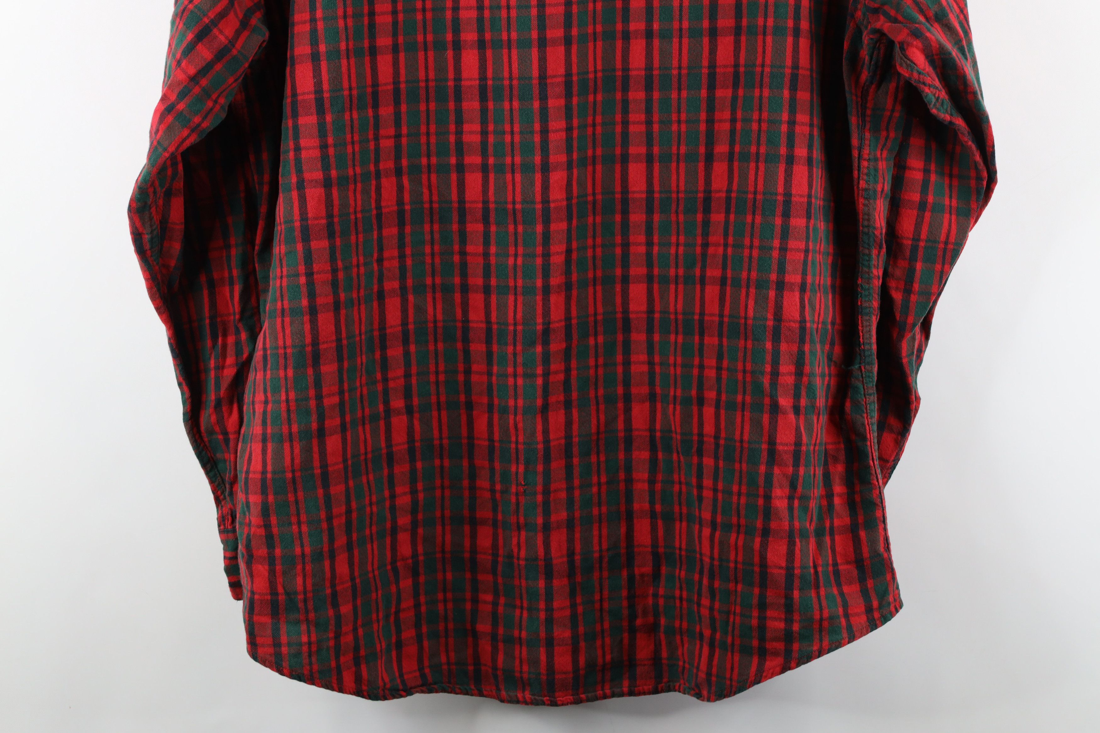 Vintage × Woolrich Woolen Mills Vintage 90s Woolrich Collared Flannel Button Shirt Red Plaid Size US L / EU 52-54 / 3 - 10 Thumbnail