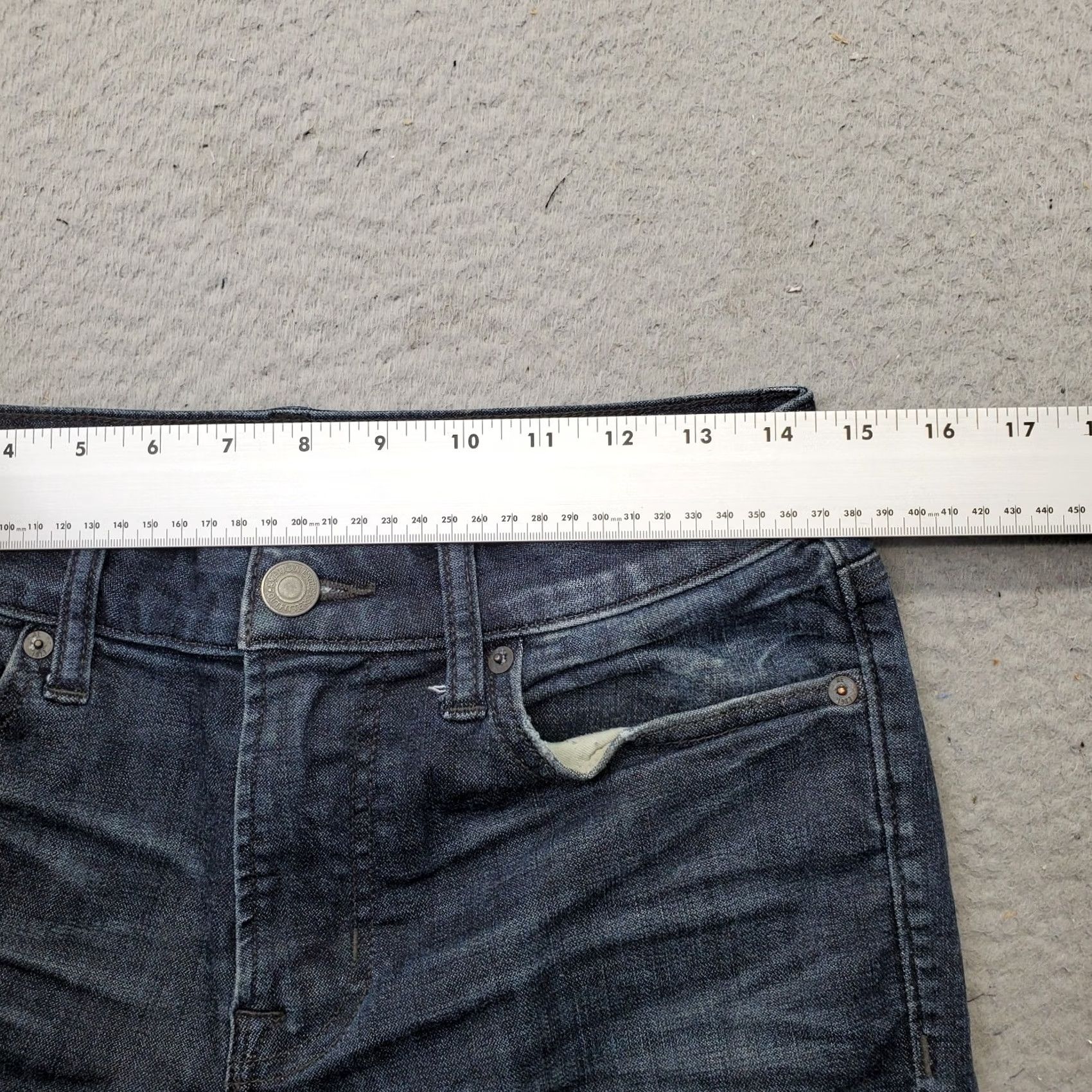 American Eagle Outfitters American Eagle Outfitters Jeans Mens 28/30 Blue Denim Straight Leg 5-Pocket Regular Waist 14.5" Inseam 28.75" CW Size US 28 / EU 44 - 6 Thumbnail