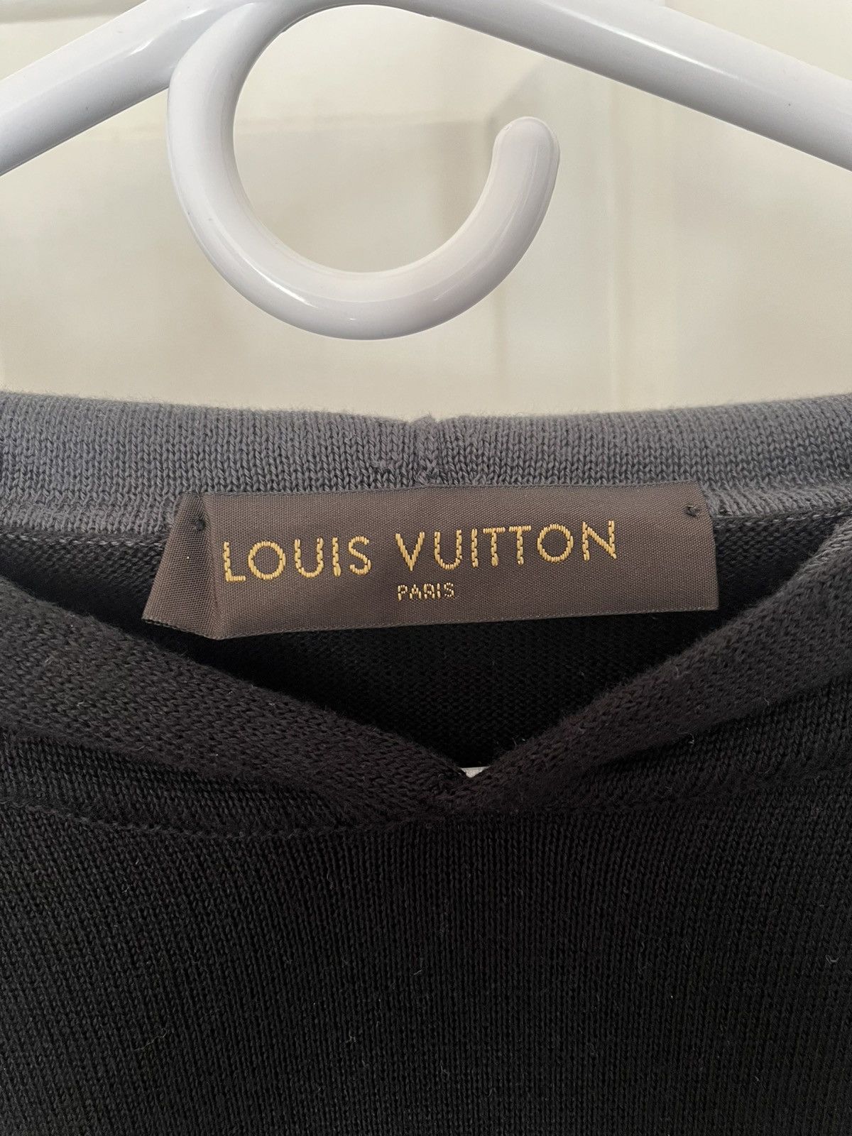 Louis Vuitton Louis Vuitton Embossed Logo Hooded Knit Sweater Black Large Size US L / EU 52-54 / 3 - 3 Thumbnail