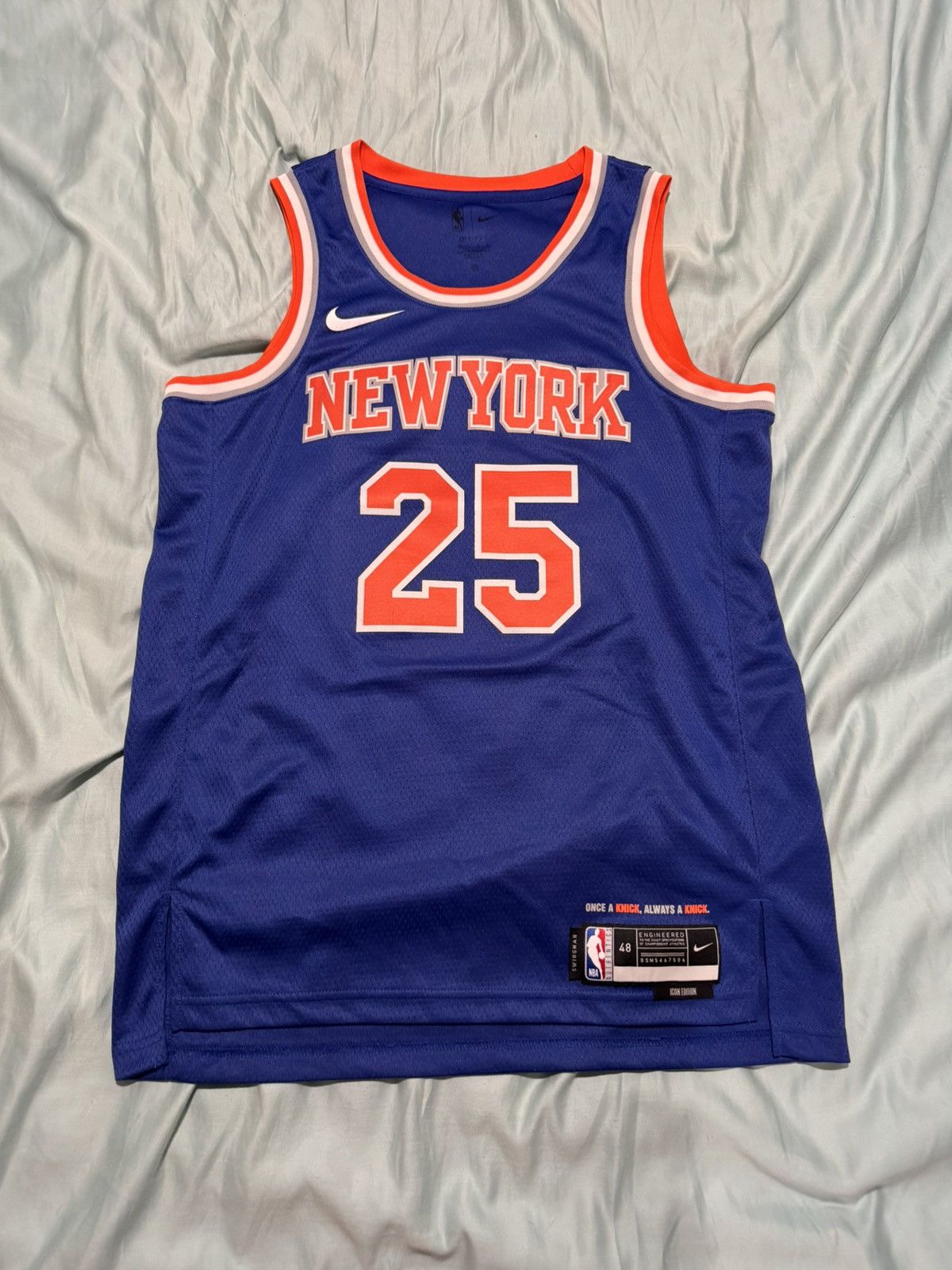 New York Knicks Mikal Bridges Swingman Jersey Size L