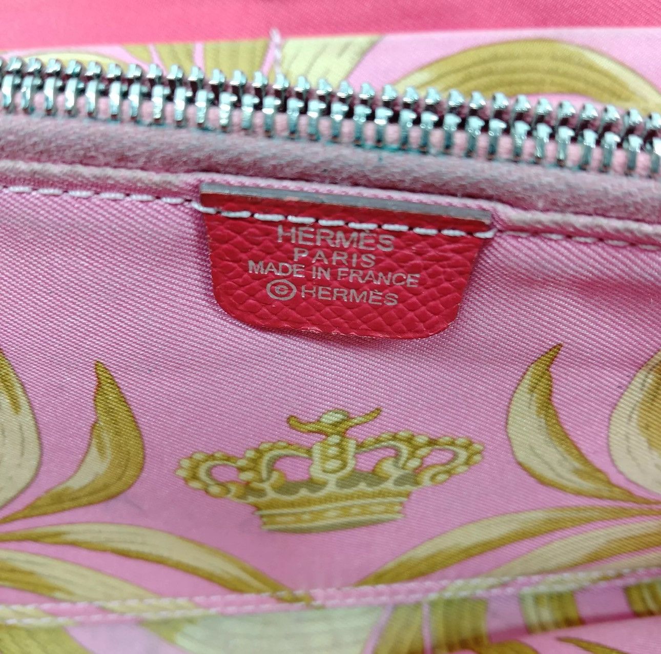 Hermes Hermes Long Wallet Red Leather in excellent condition. Size ONE SIZE - 5 Thumbnail