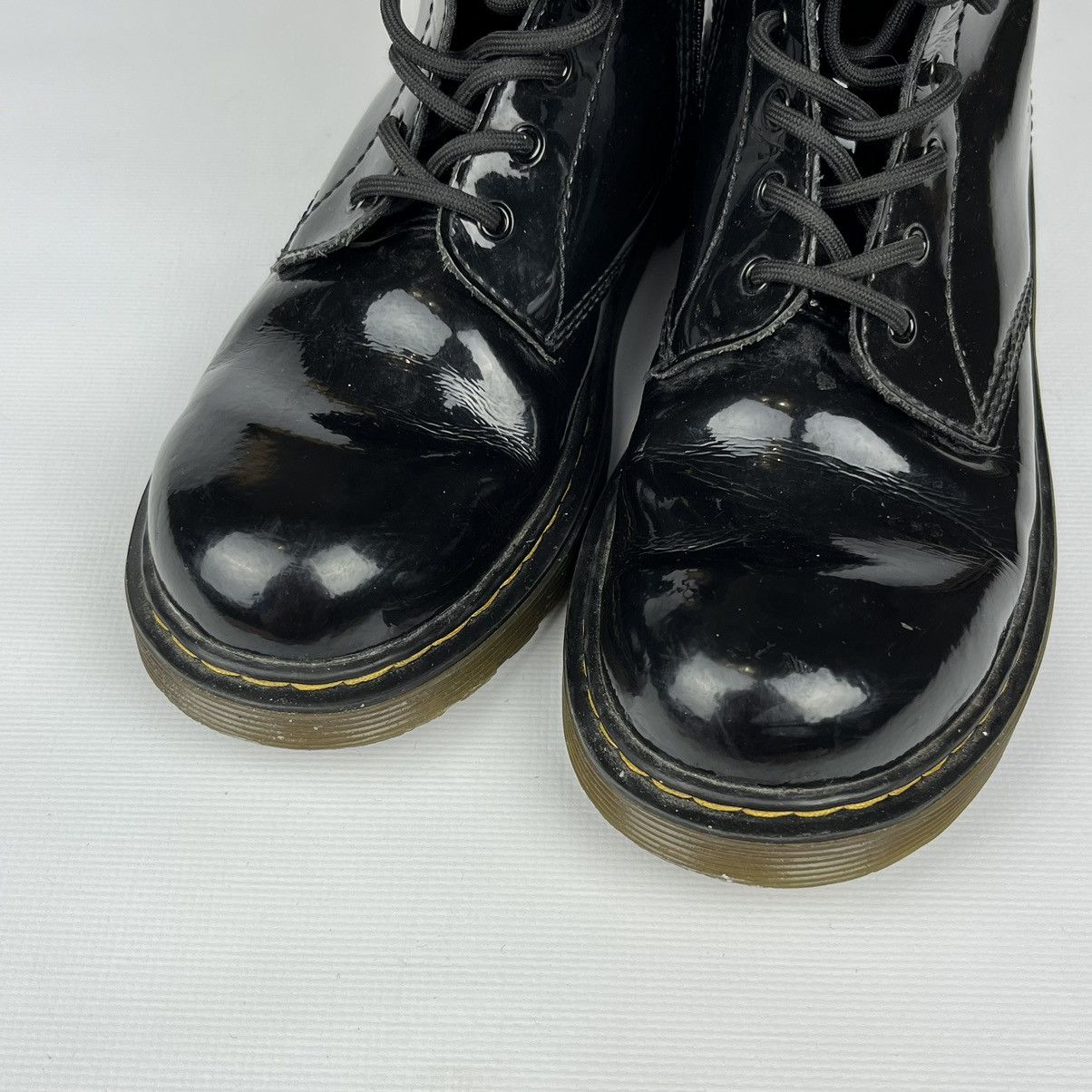 Dr. Martens Dr Martens 1460y hight Patent Smooth Leather Lamper Black Size US 5 / EU 37 - 14 Thumbnail