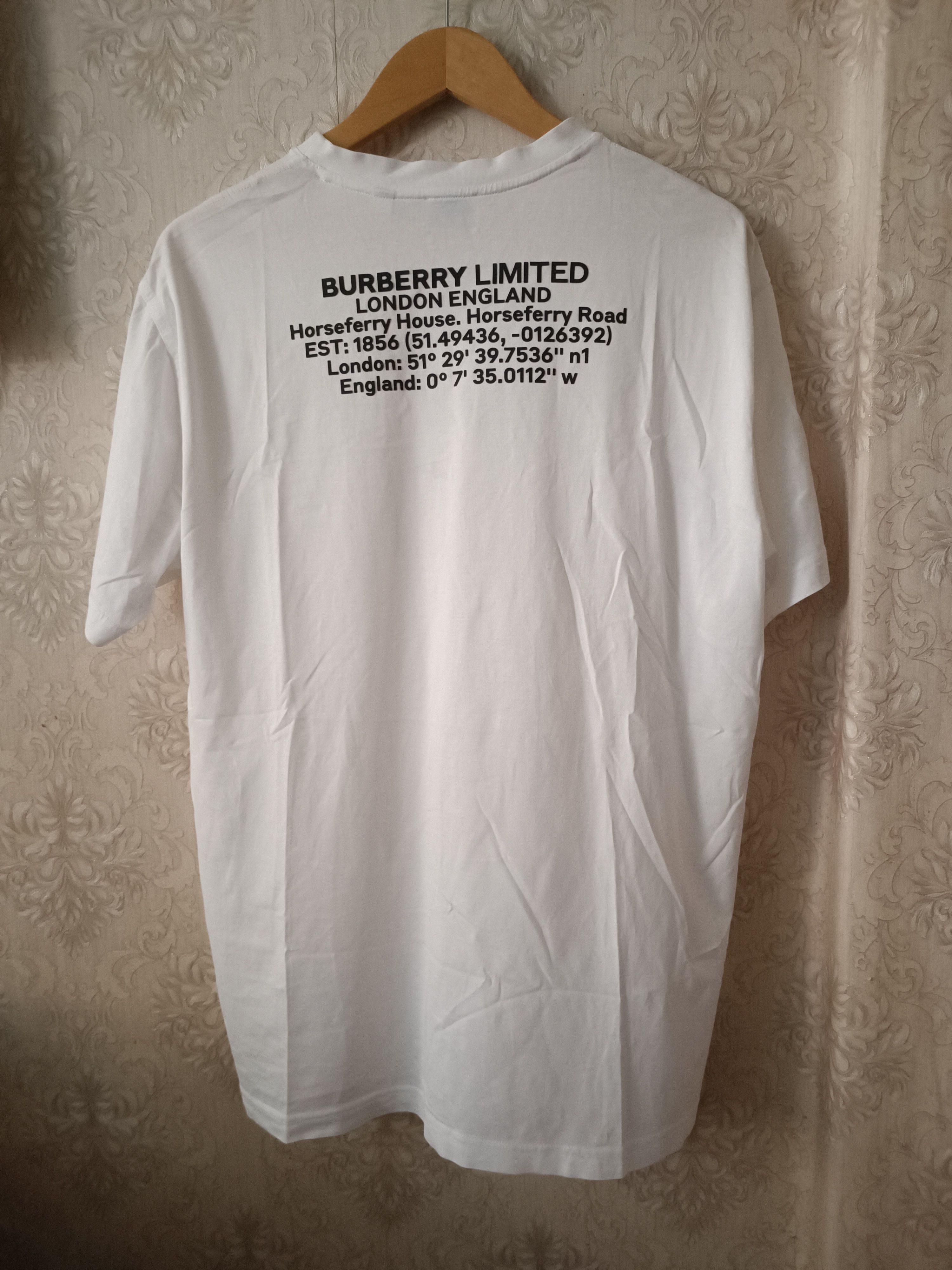 Tシャツ・カットソー BURBERRY Men Tops 8083593B7264 White Burberry BURBERRY Men Tops 8083593B7264 White | Grailed