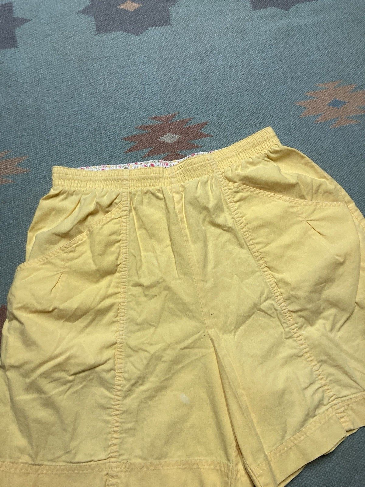 Vintage 80s Levi’s shorts lightweight cotton elastic waist women’s Size 30" / US 8 / IT 44 - 3 Thumbnail