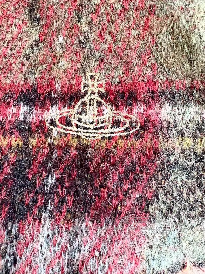 Vivienne Westwood Vivienne Westwood Red and green Christmas plaid Saturn sca Size ONE SIZE - 6 Thumbnail