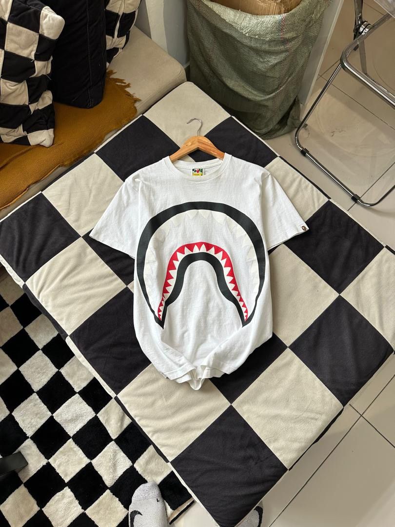 Bape BAPE SHARK WGM Size US M / EU 48-50 / 2 - 1 Thumbnail