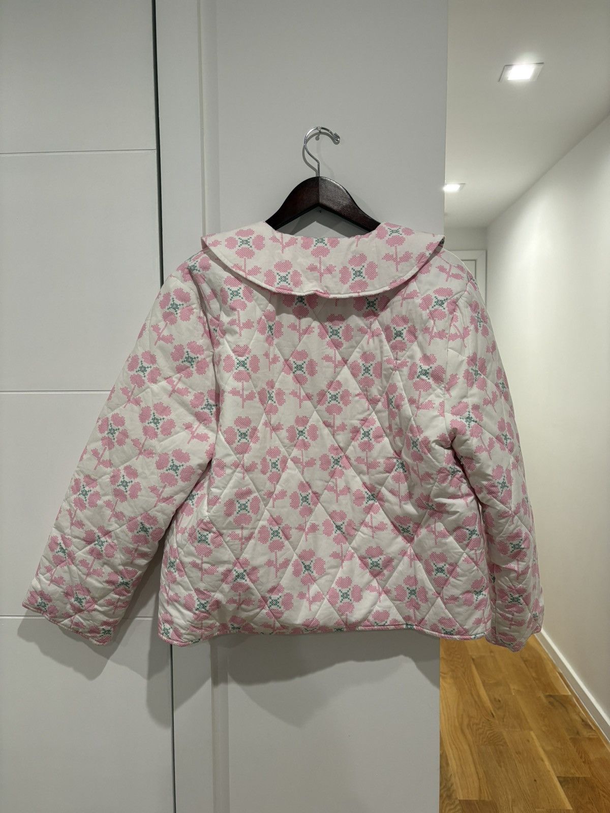 Other Tiny Big Sister cross stitch flowers quilted jacket Size XS / US 0-2 / IT 36-38 - 2 Thumbnail