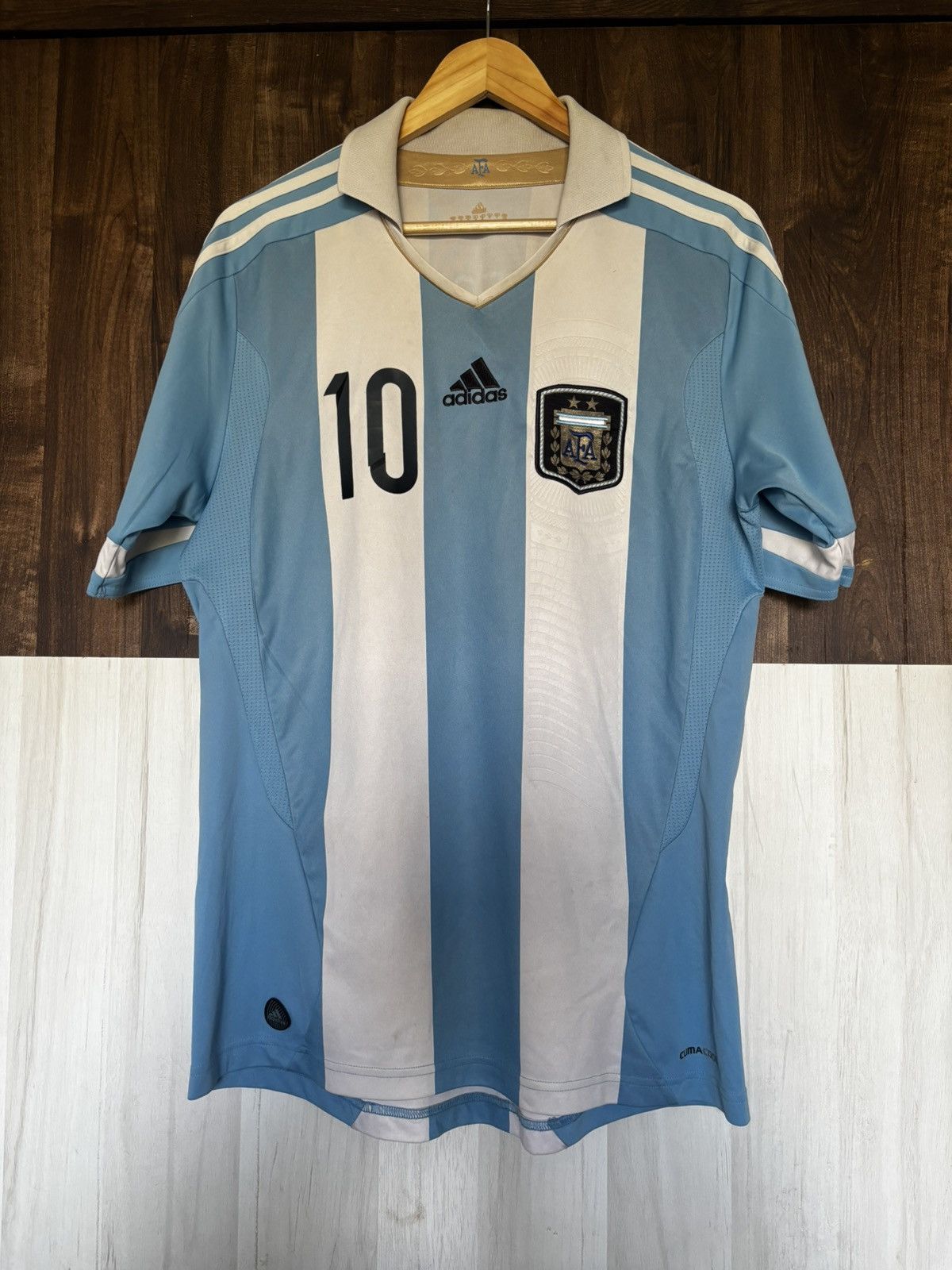 Adidas Adidas Argentina 2011/13 Football World Cup MessiJersey Size US M / EU 48-50 / 2 - 1 Thumbnail