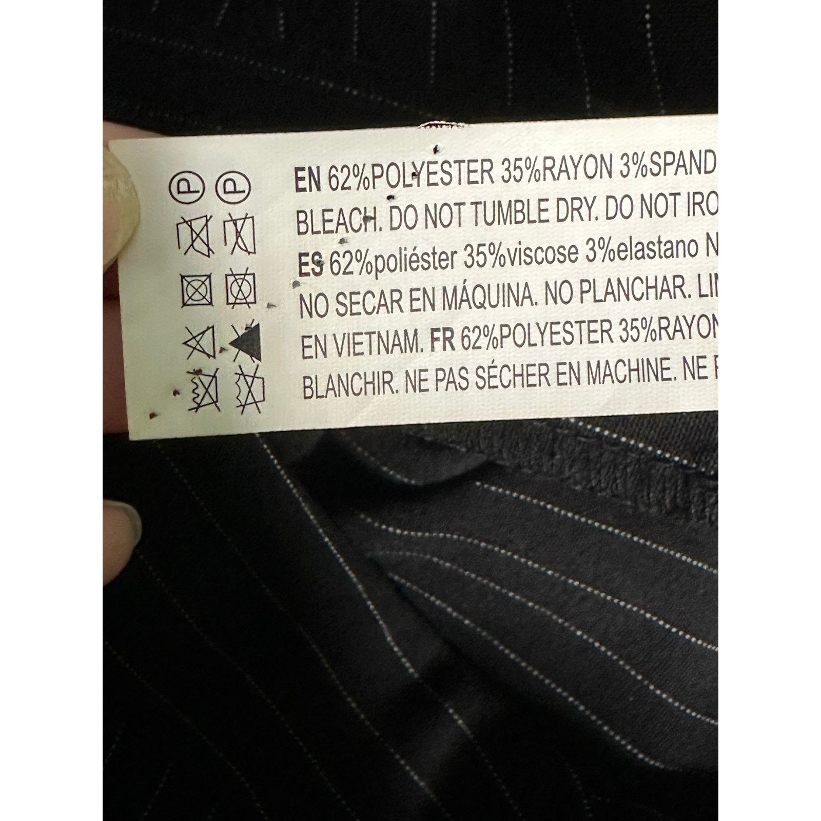 Forever 21 Forever 21 black white pinstripe pleated pants size Medium Size 30" / US 8 / IT 44 - 5 Thumbnail