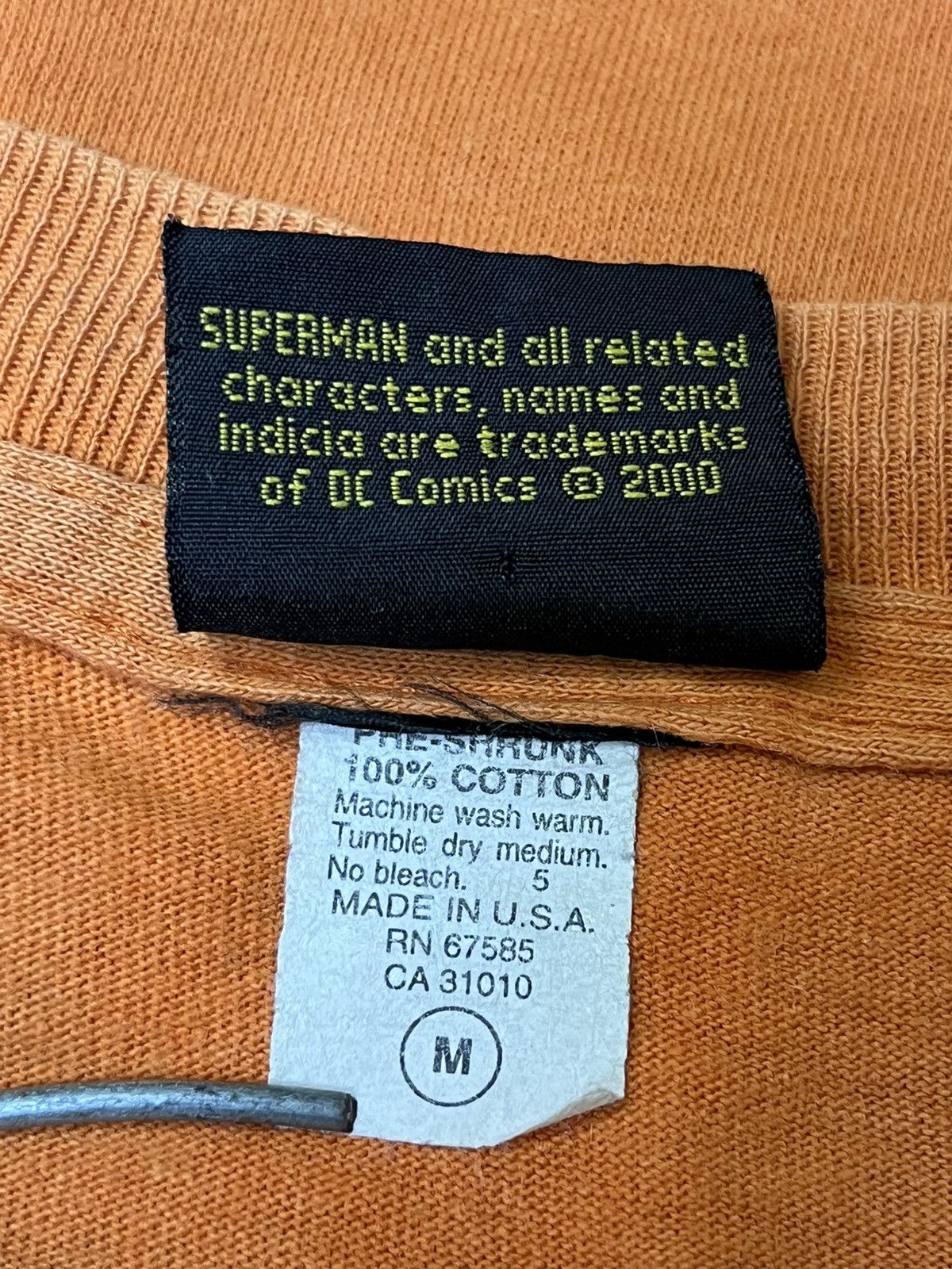 DC Comics DISTRESED🔥VINTAGE 90s SUPERMAN ICONIC LOGO 1997 TEE SHIRT Size US M / EU 48-50 / 2 - 12 Thumbnail