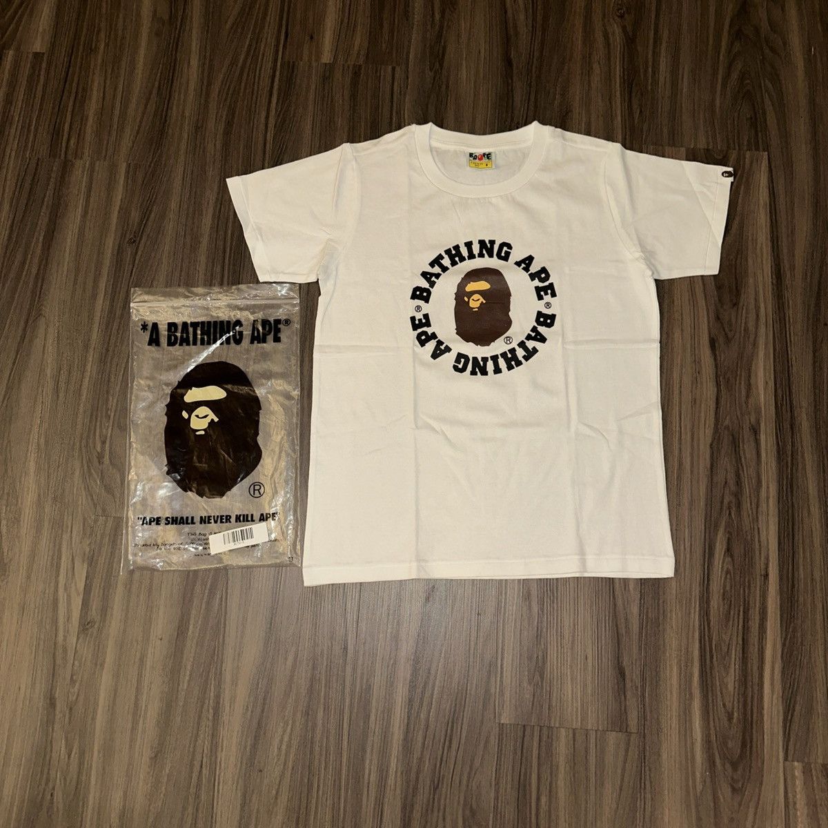 Bape Bape 2017 Aape Japan Size S White T-Shirt Streetwear Ladies Size S / US 4 / IT 40 - 1 Thumbnail