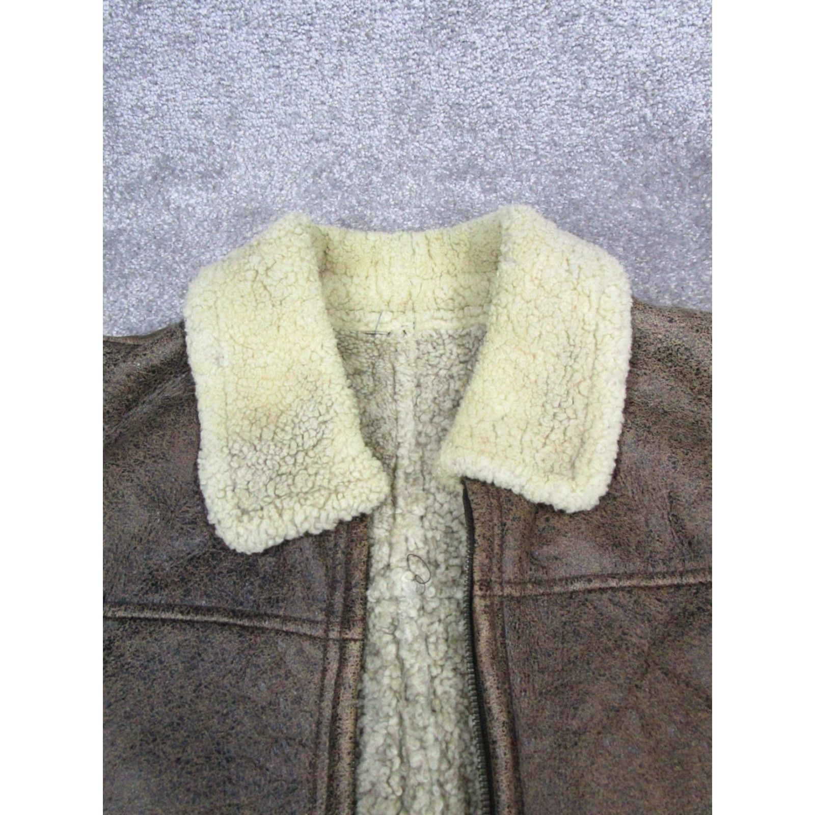 Vintage VINTAGE M Vio Leather Bomber Jacket Mens XL Brown Zip Mid-Length Winter Casual Size US XL / EU 56 / 4 - 2 Thumbnail