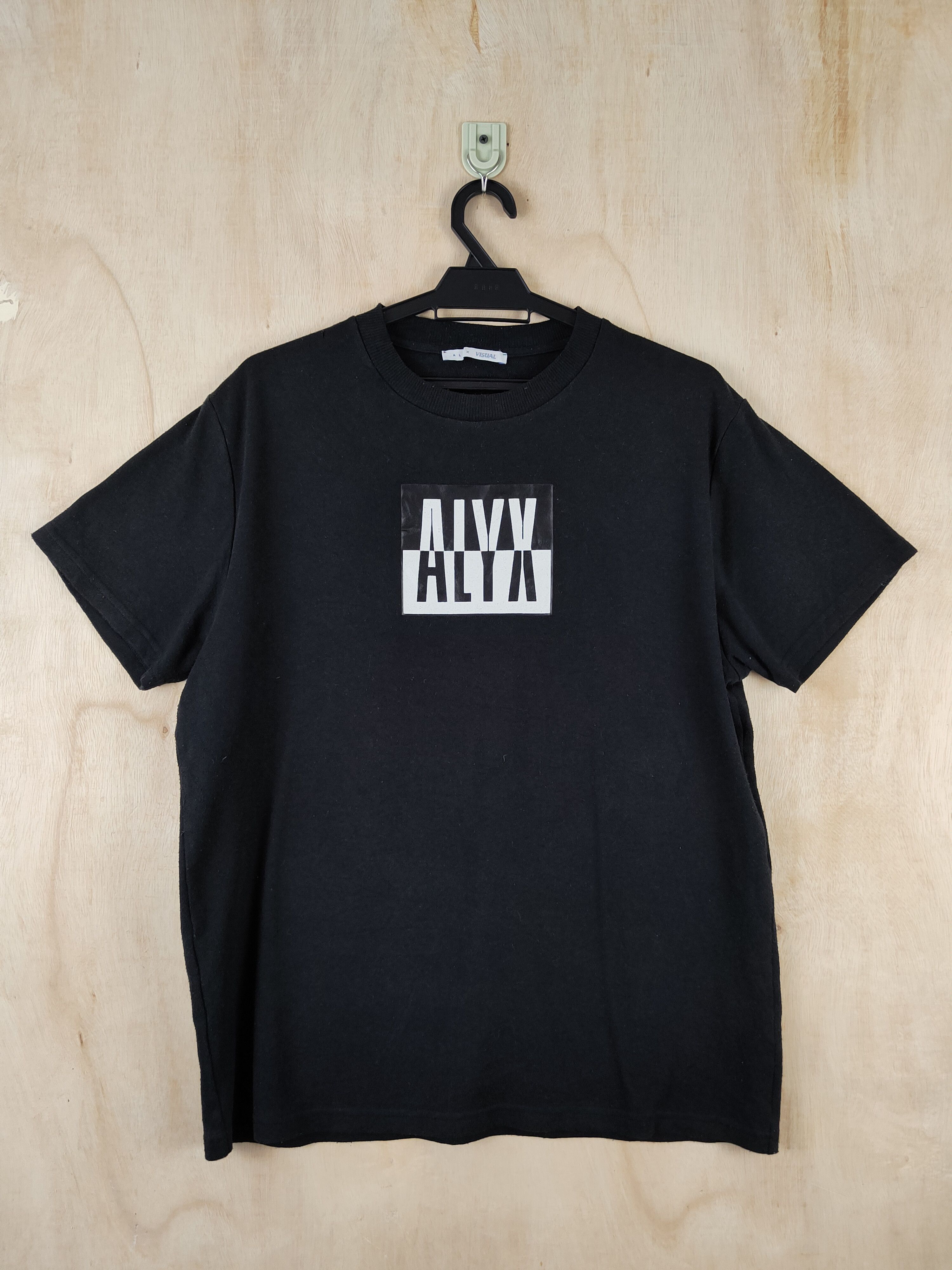 Japanese Brand ALYX Black Short Sleeve T-shirts #S2570 Size US L / EU 52-54 / 3 - 1 Thumbnail