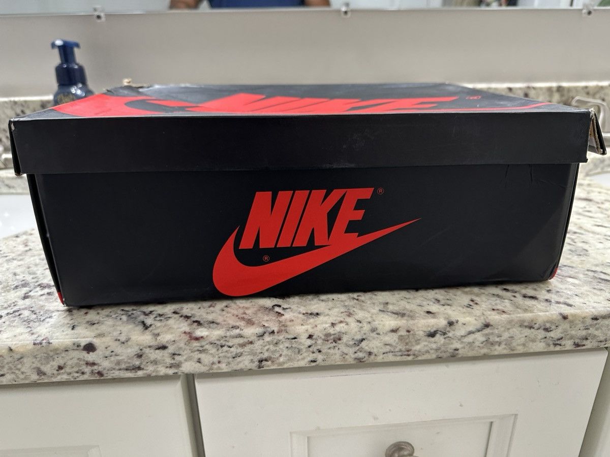 Jordan Brand Air Jordan 1 Retro High OG Reverse Shattered Backboard Size US 11 / EU 44 - 22 Thumbnail