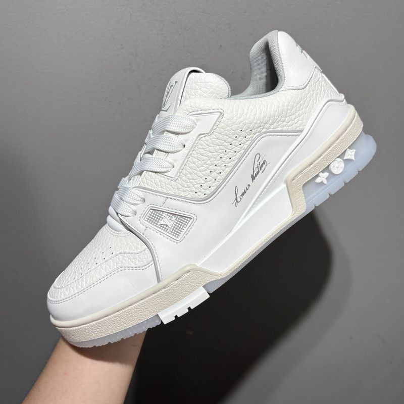 Louis Vuitton Louis Vuitton Trainer Low-Top Sneakers in White -2508 Size US 7.5 / EU 40-41 - 4 Thumbnail