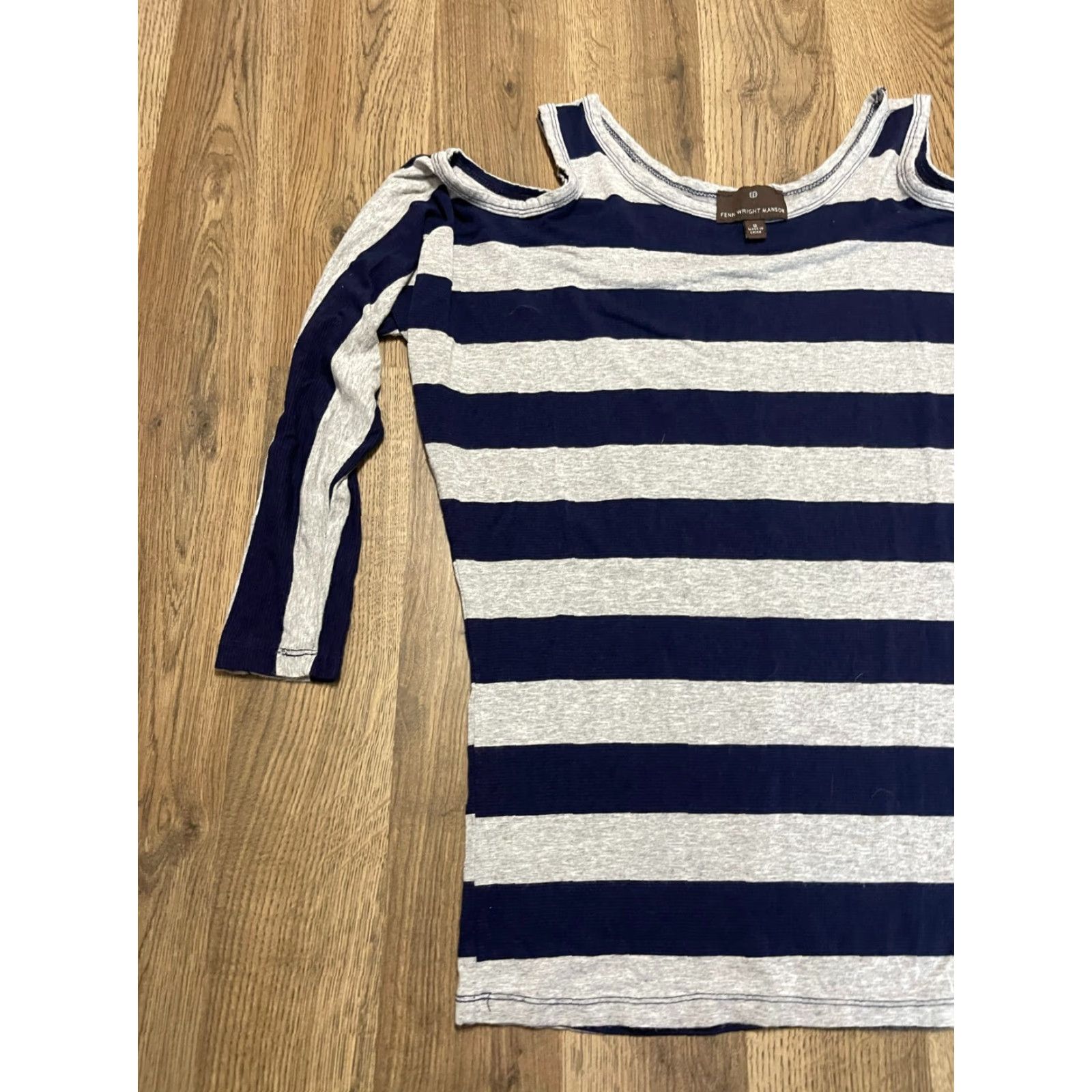 Vintage Fenn Wright Manson Shirt Womens Size Small Blue Gray Striped Cold Shoulder Shirt T-Shirt Casual 3/4 Sleeve Pullover Regular Womens Gift? Size S / US 4 / IT 40 - 3 Thumbnail