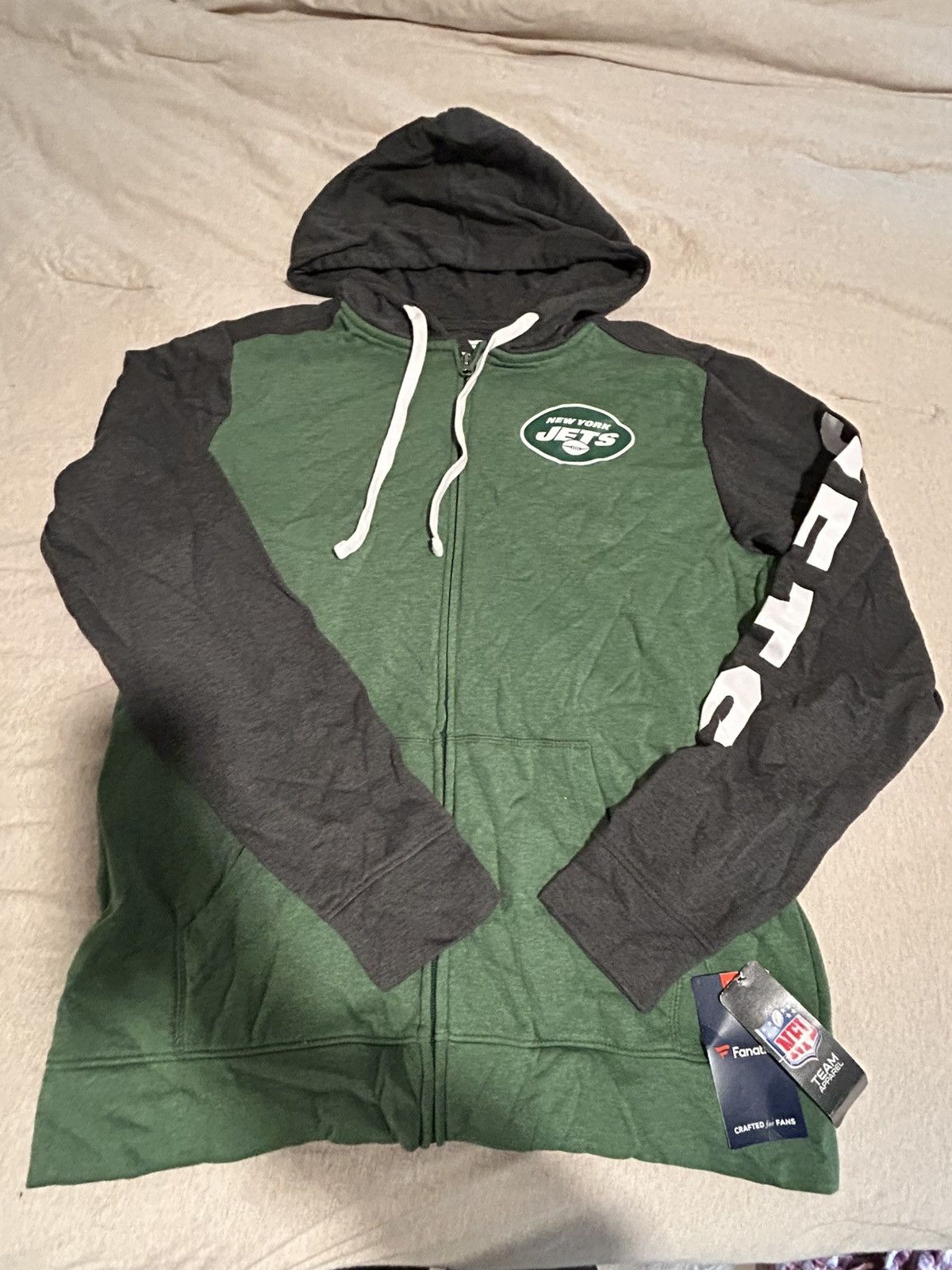 NFL New with tags Jets Zip Up Size US L / EU 52-54 / 3 - 1 Thumbnail